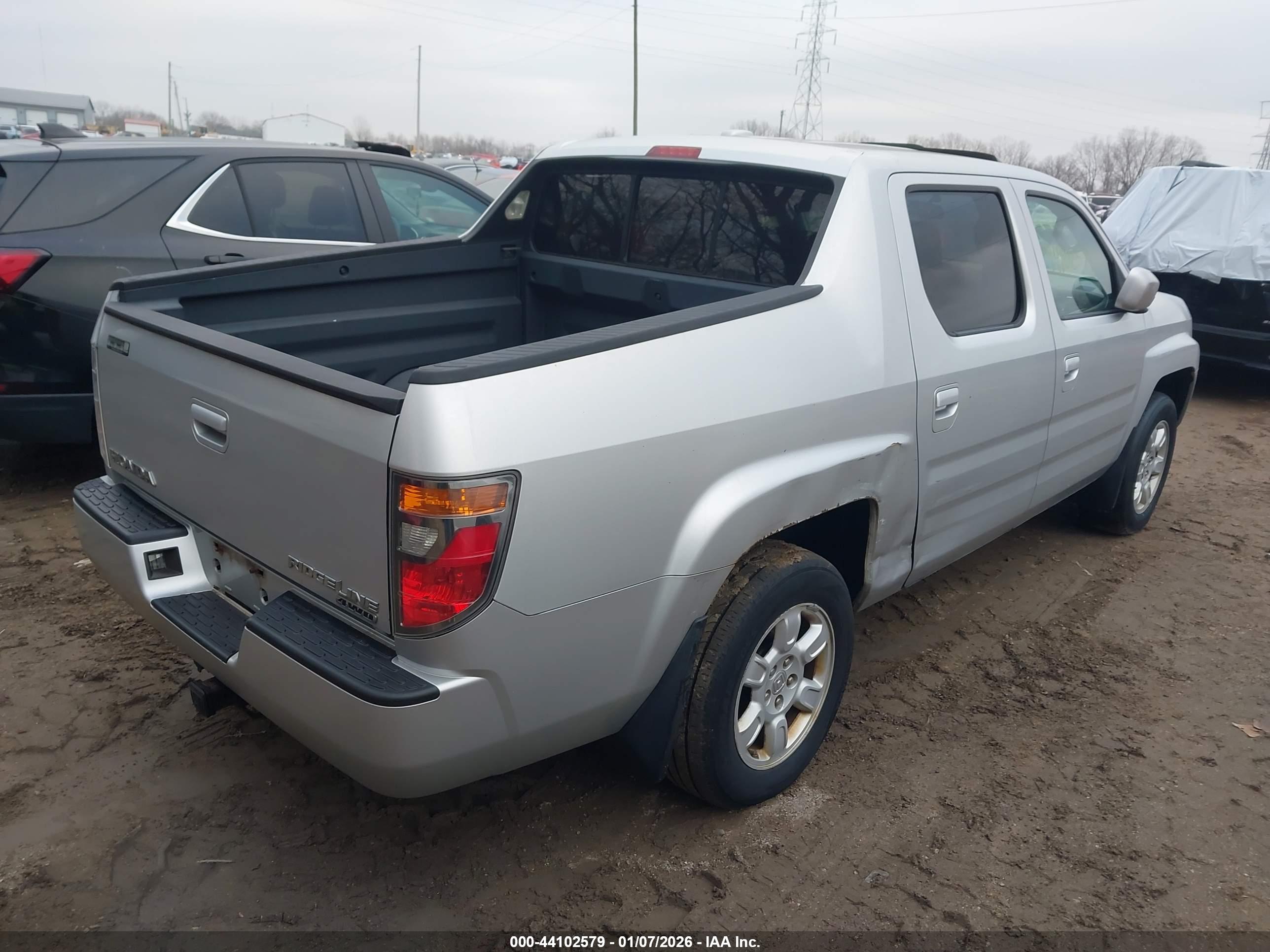 HONDA RIDGELINE image 4