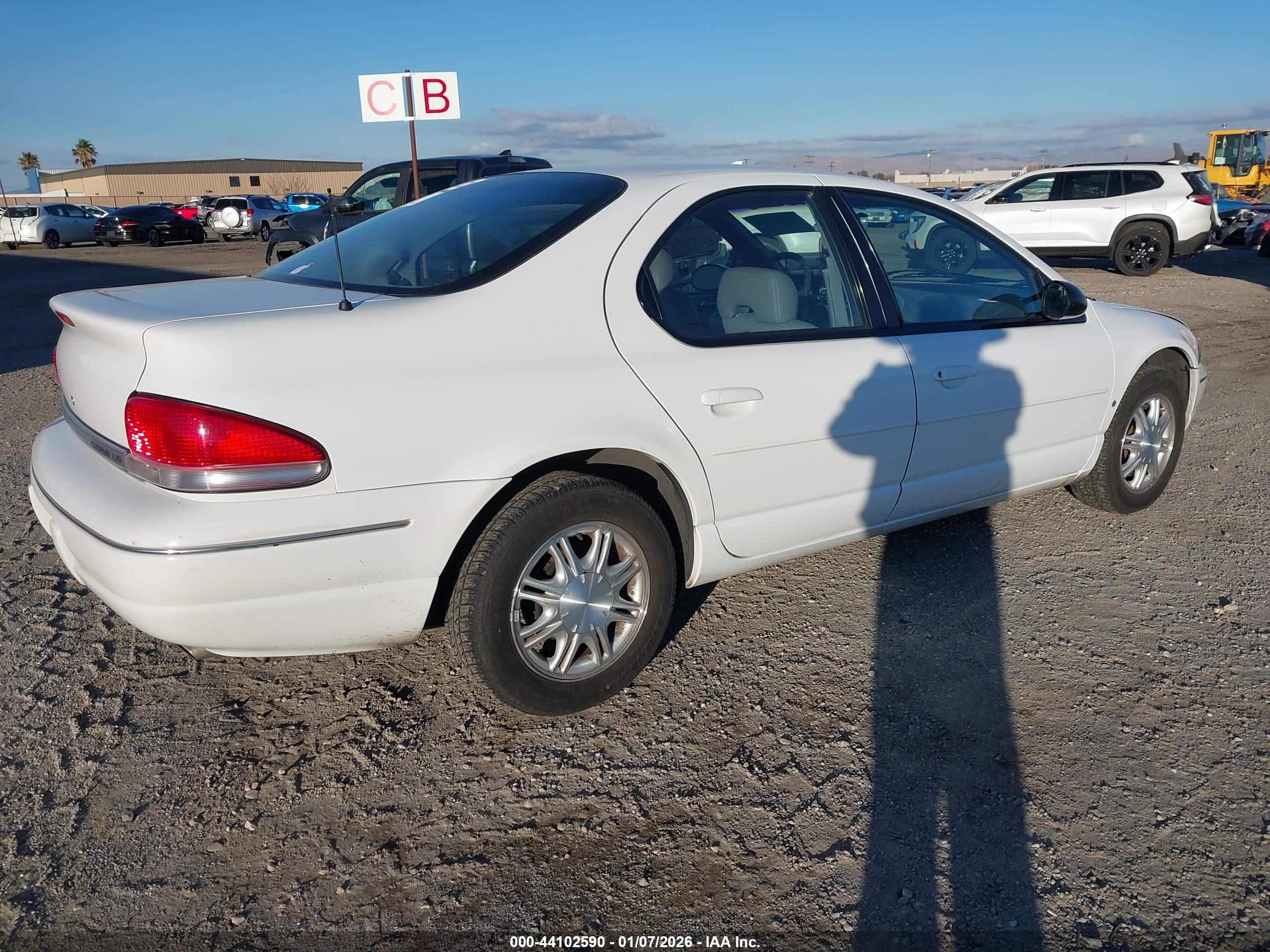 CHRYSLER CIRRUS image 4