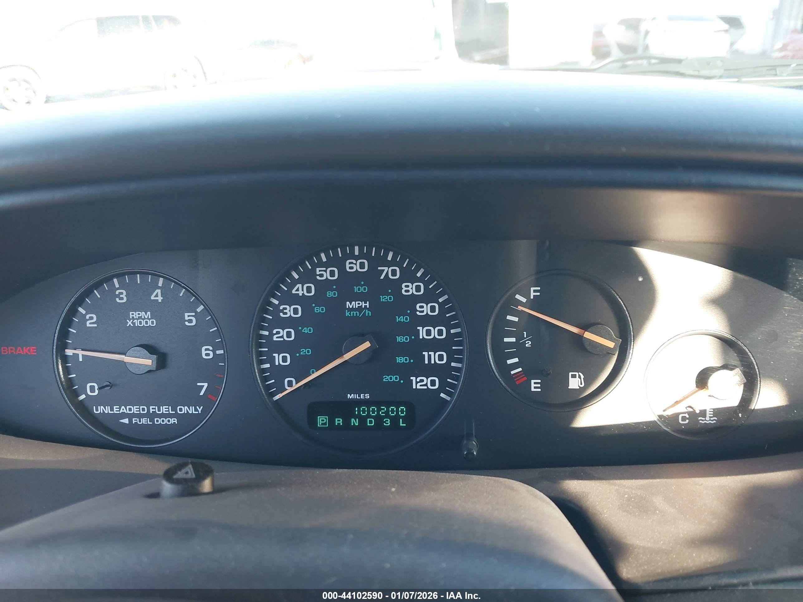 CHRYSLER CIRRUS image 7