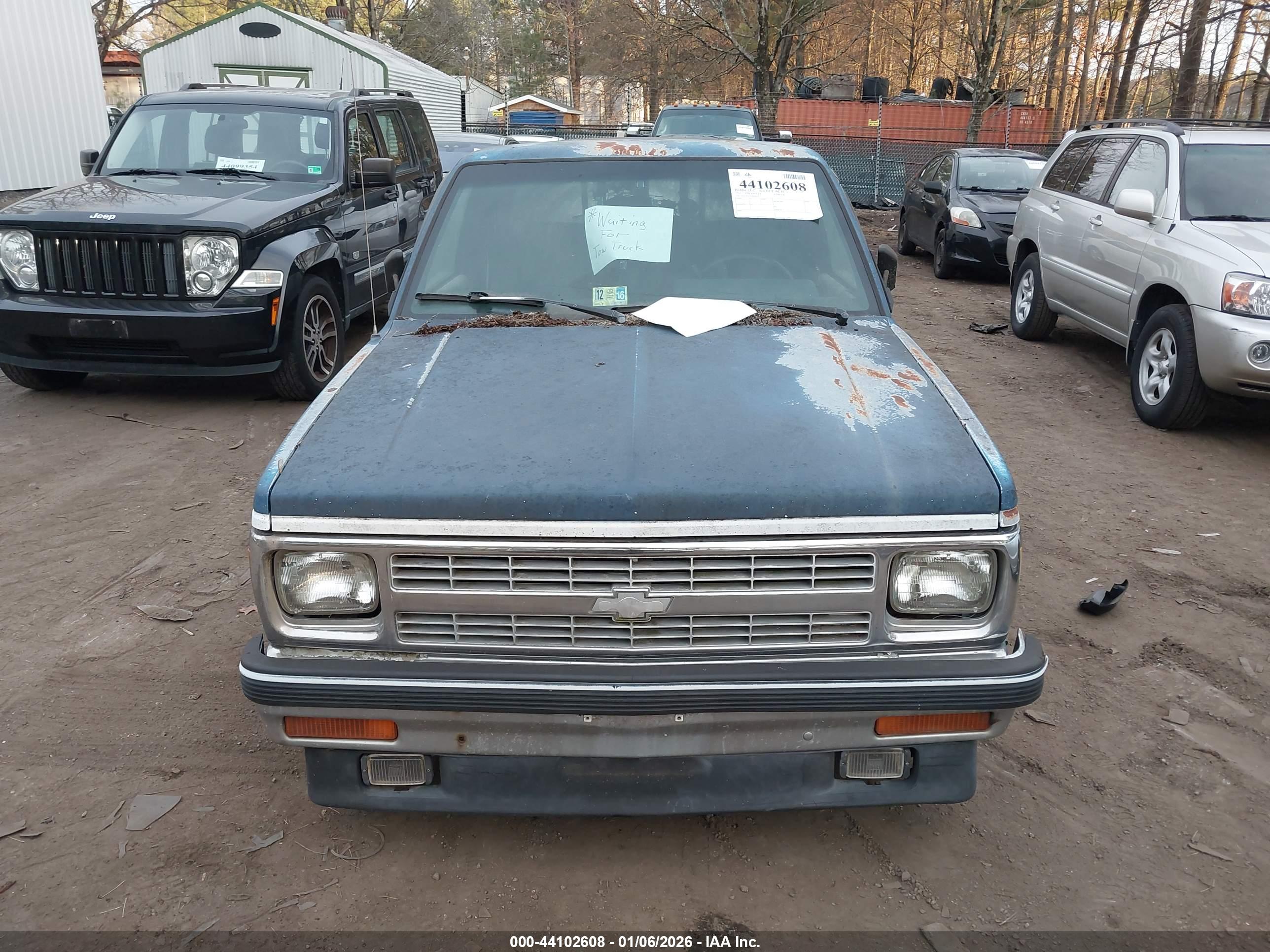 CHEVROLET S image 6
