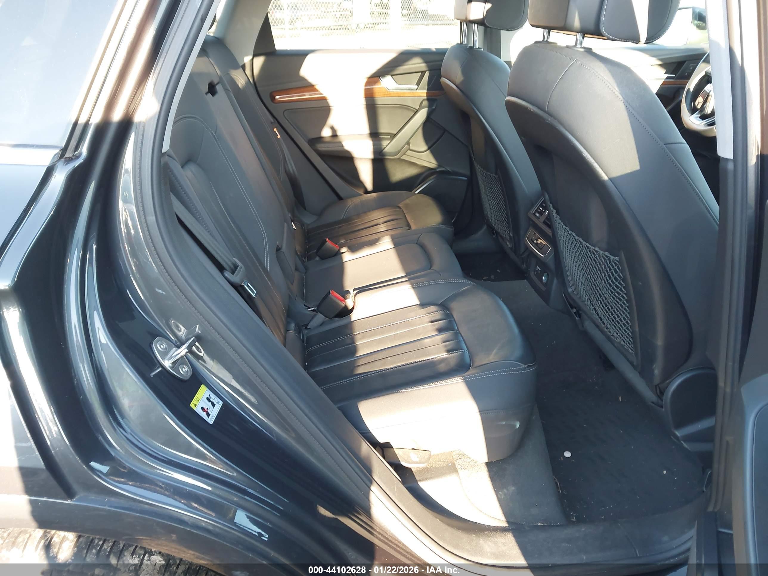 AUDI Q5 image 8