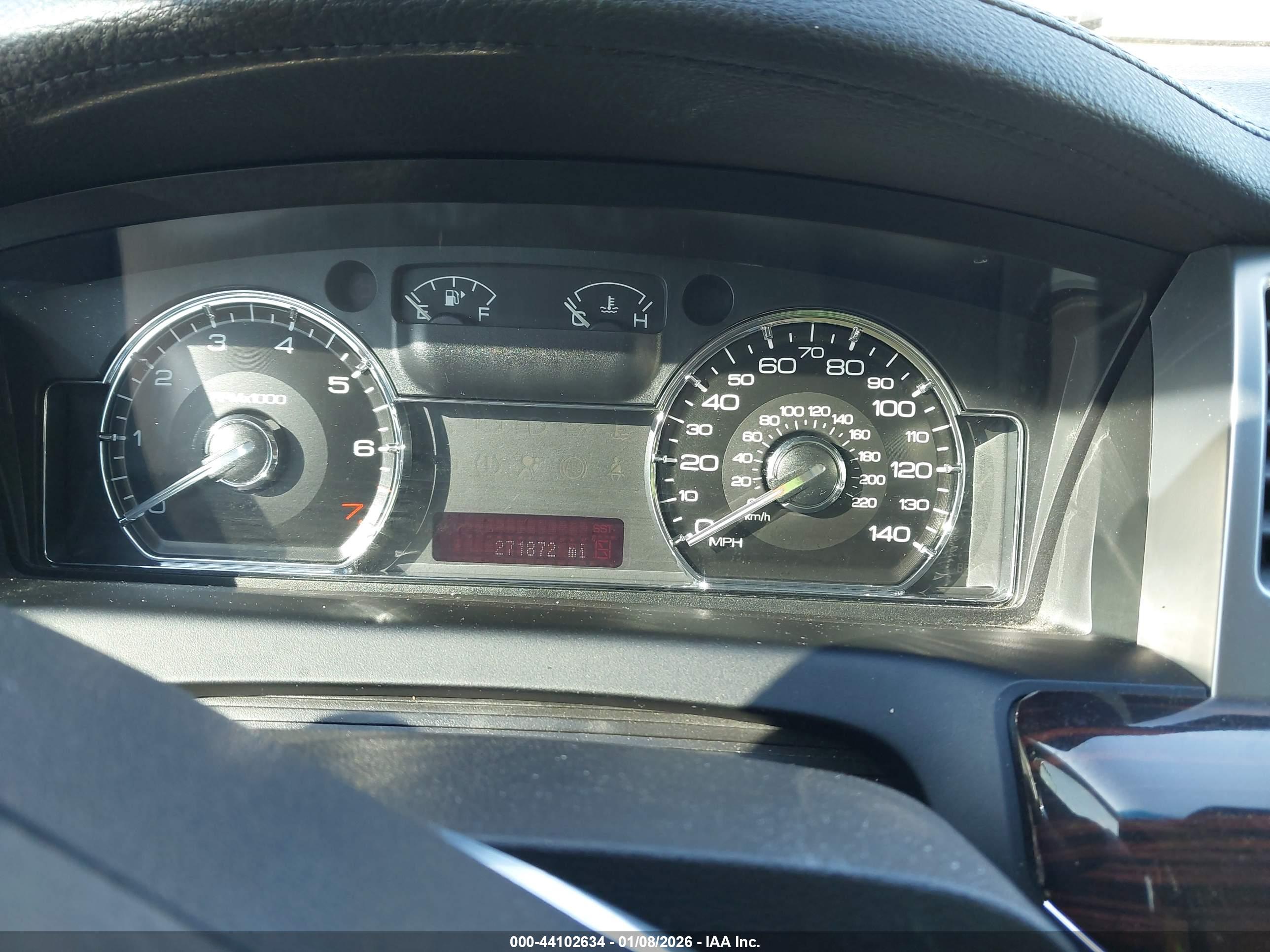 LINCOLN MKS image 7