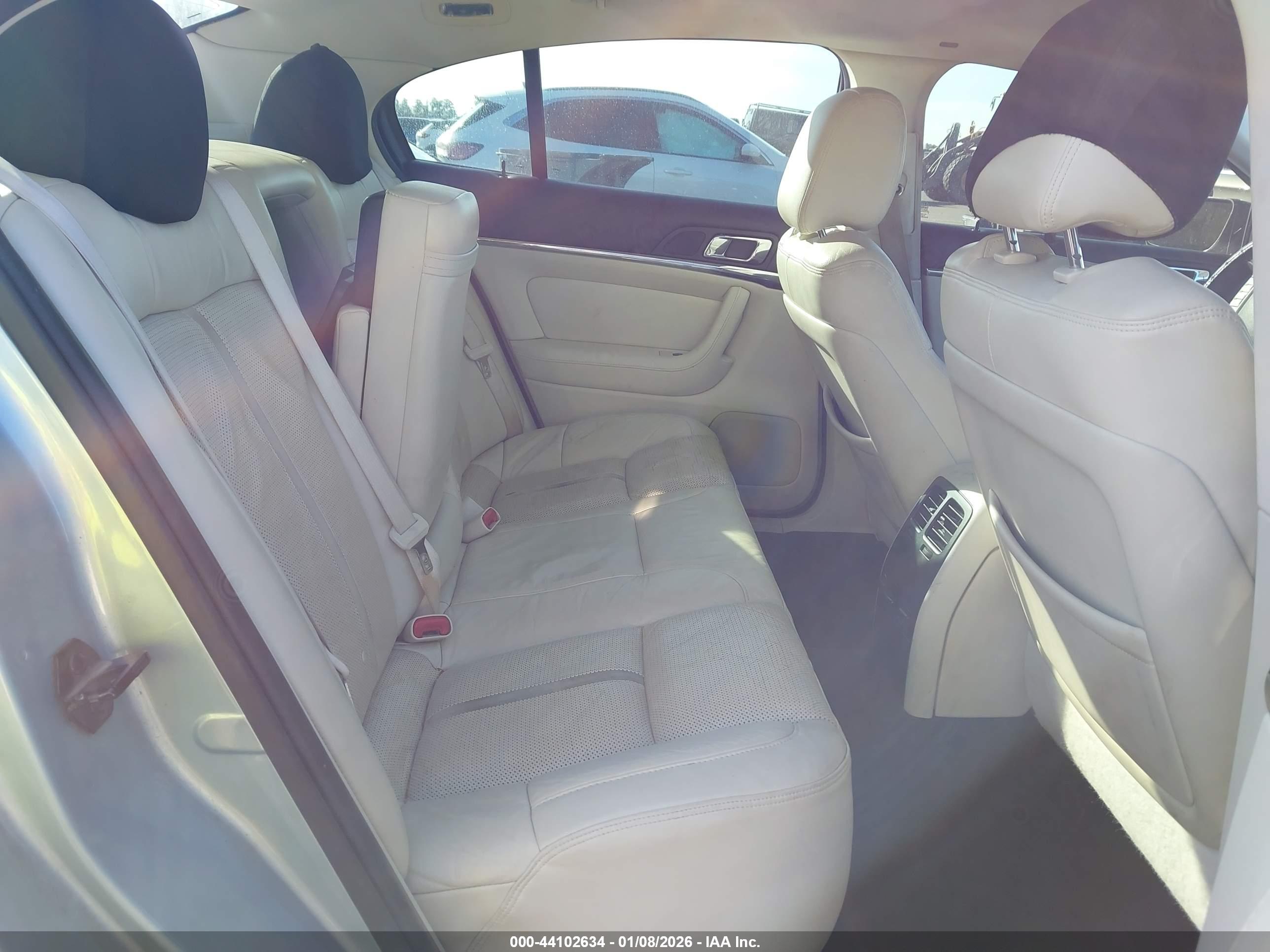 LINCOLN MKS image 8