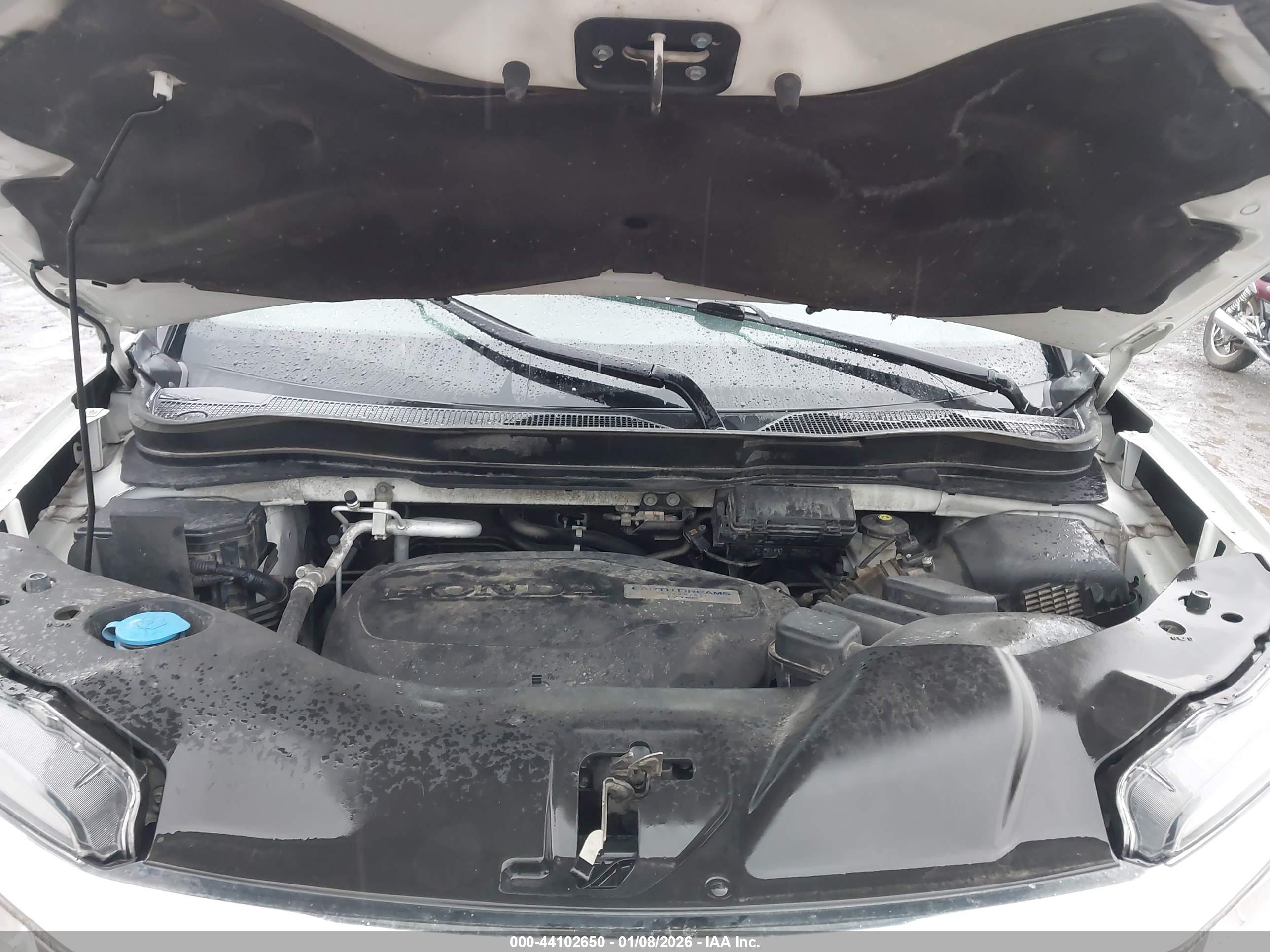 HONDA PILOT image 10