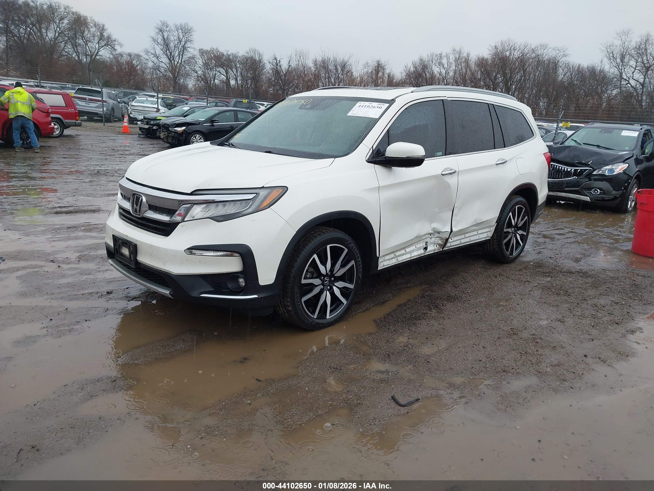HONDA PILOT image 2