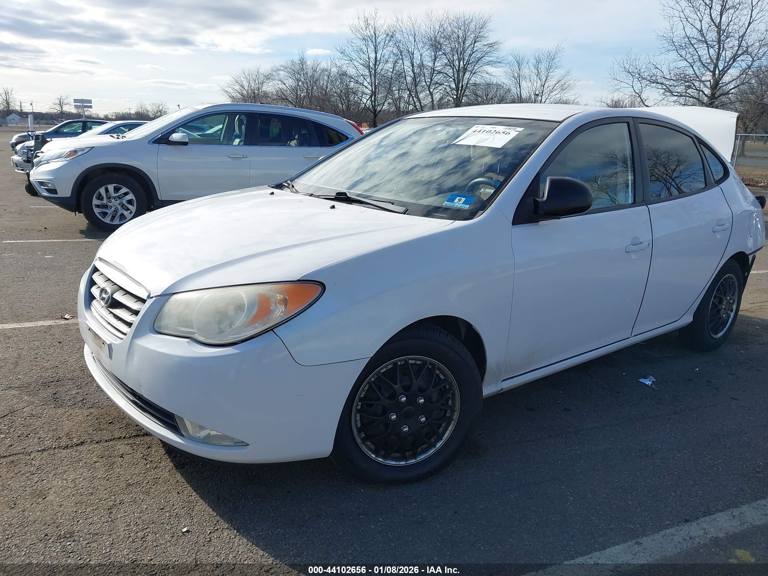 HYUNDAI ELANTRA image 2
