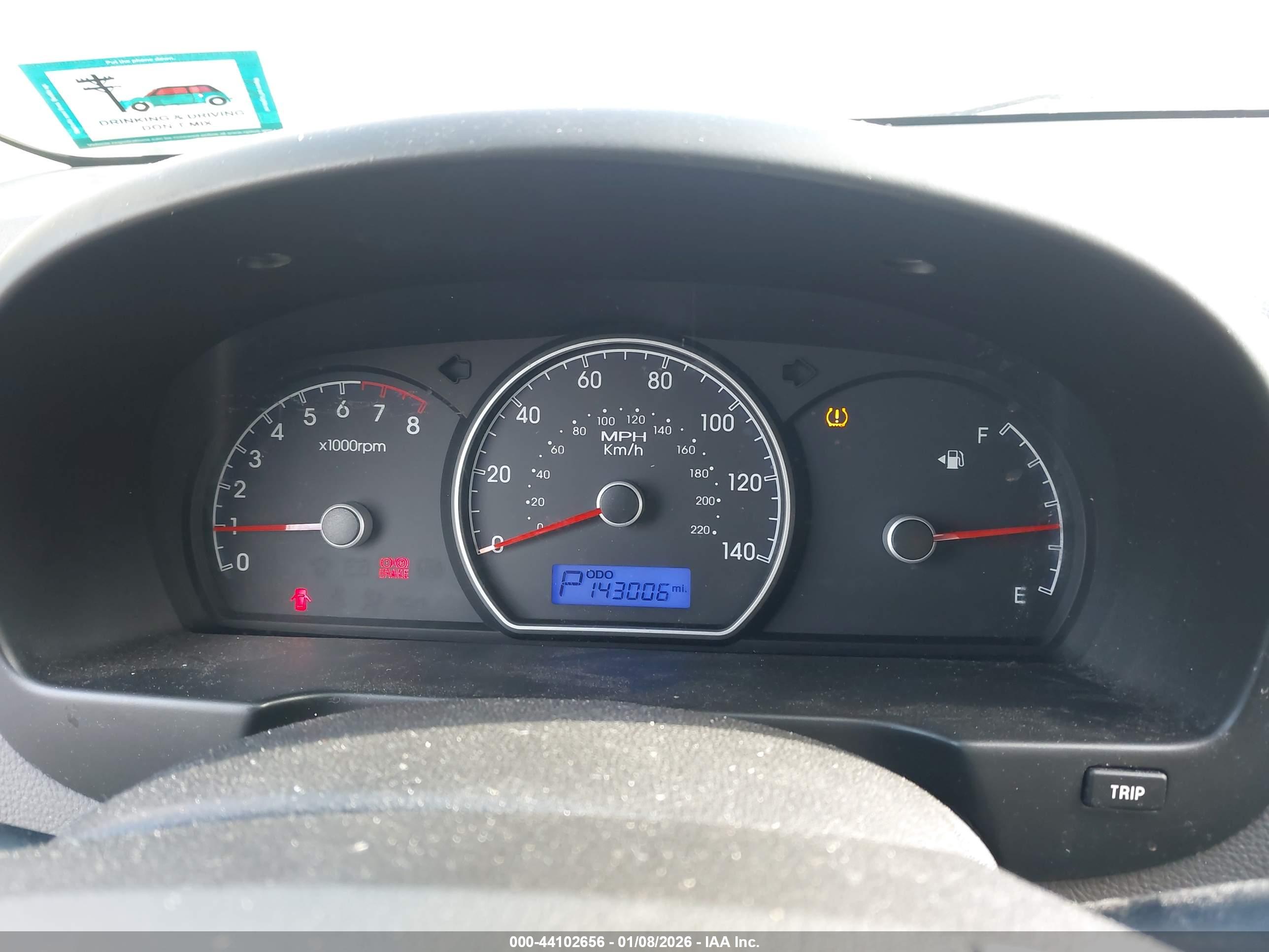 HYUNDAI ELANTRA image 7
