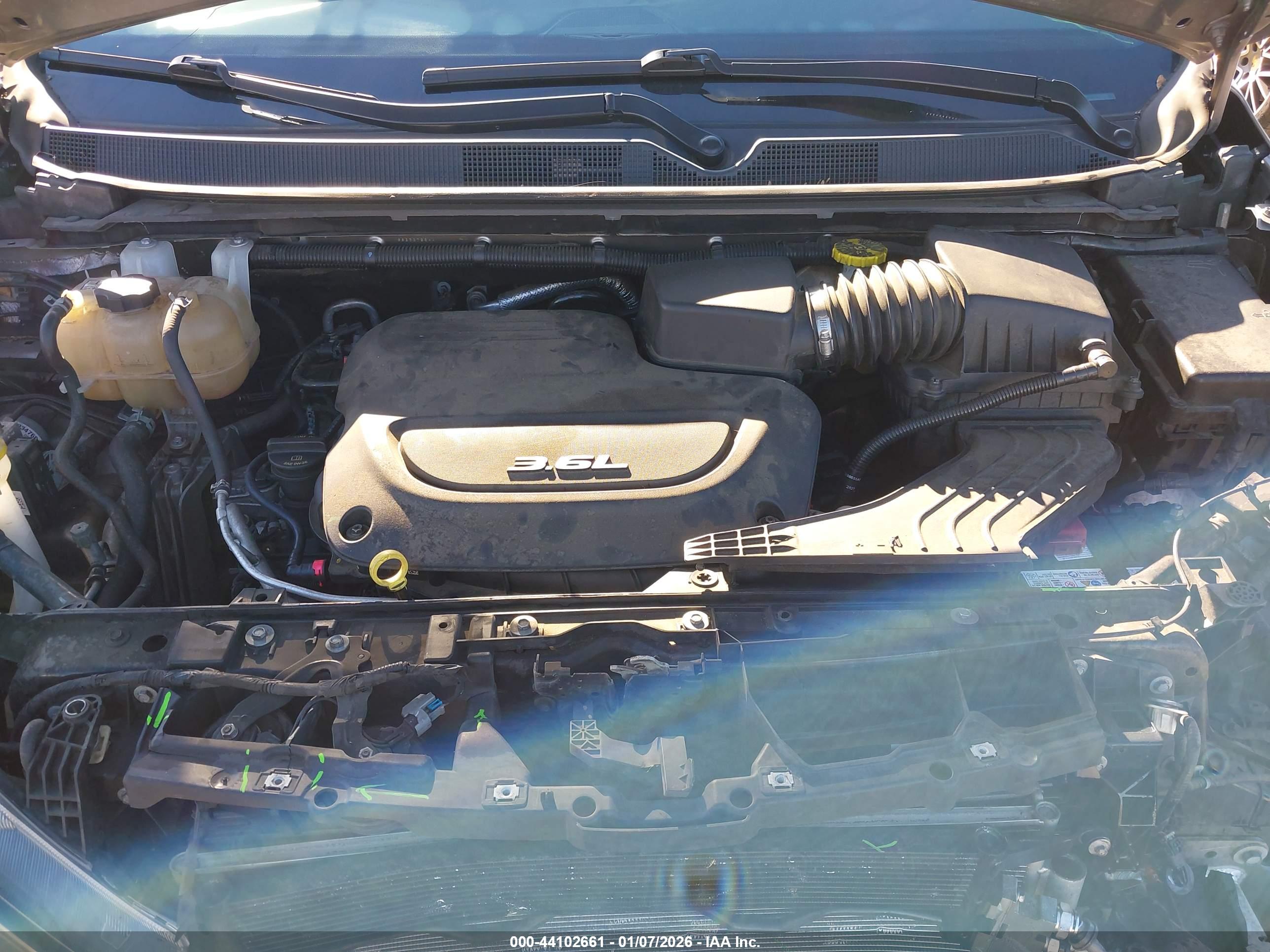 CHRYSLER PACIFICA image 10