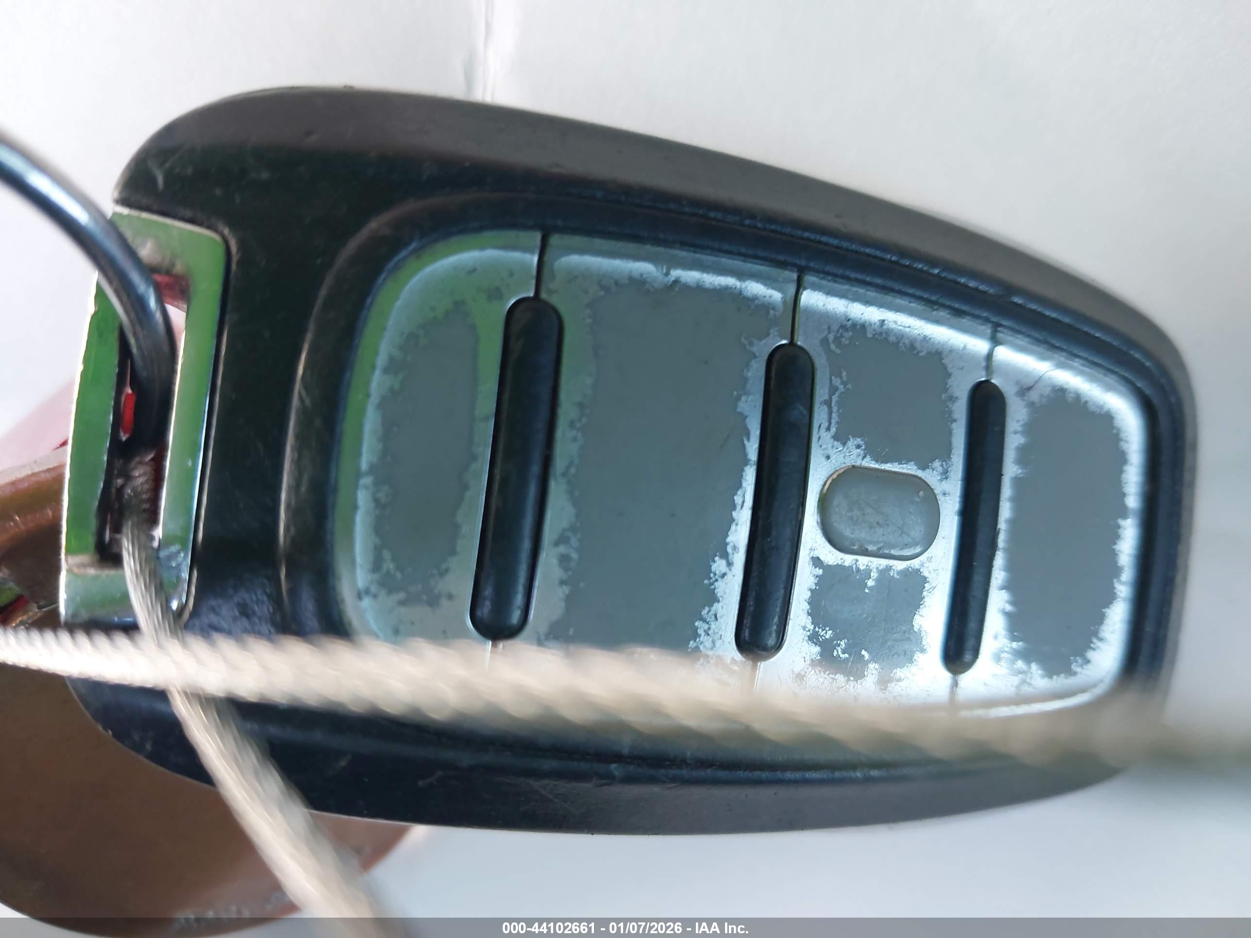 CHRYSLER PACIFICA image 11