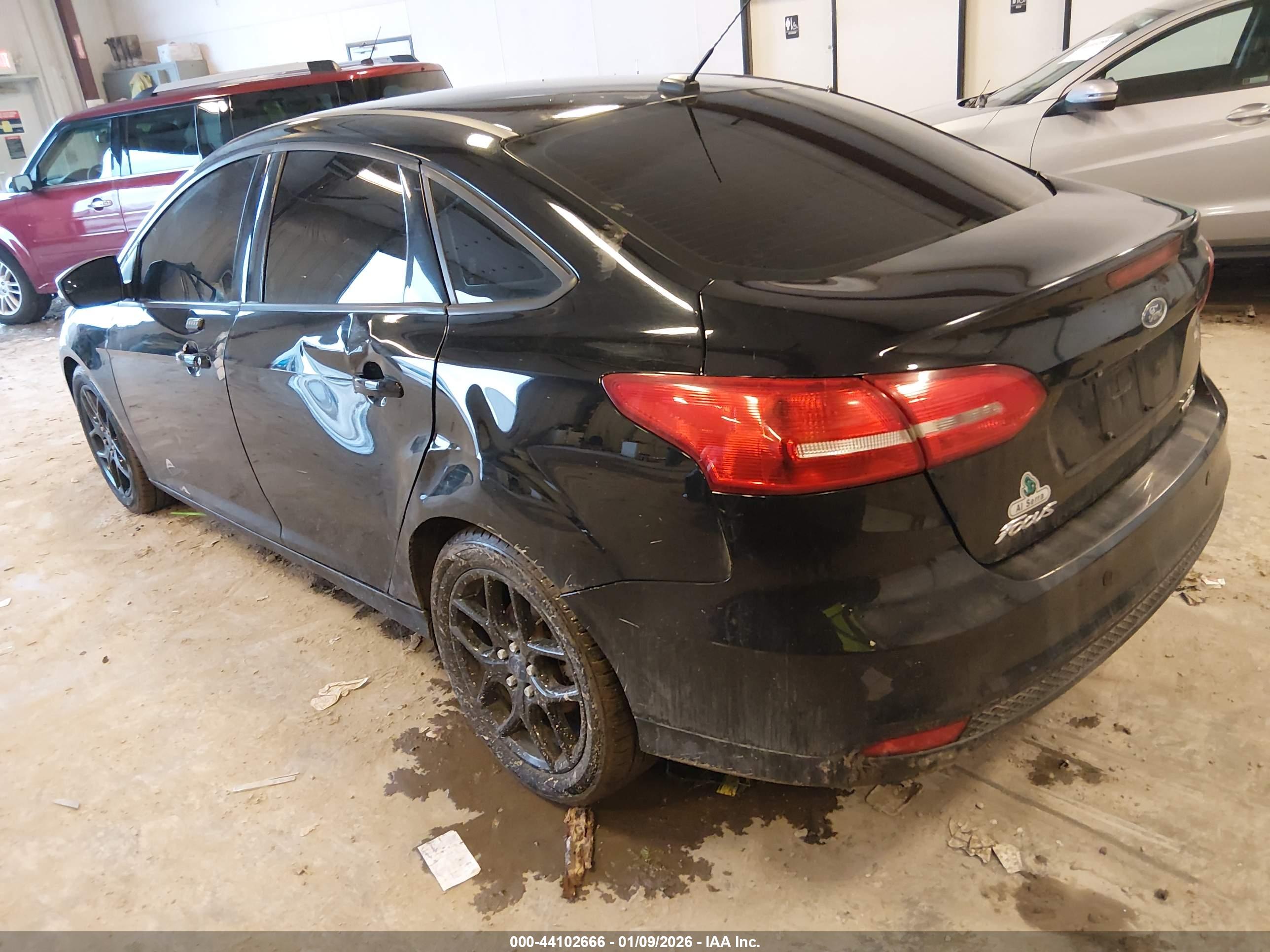 FORD FOCUS image 3