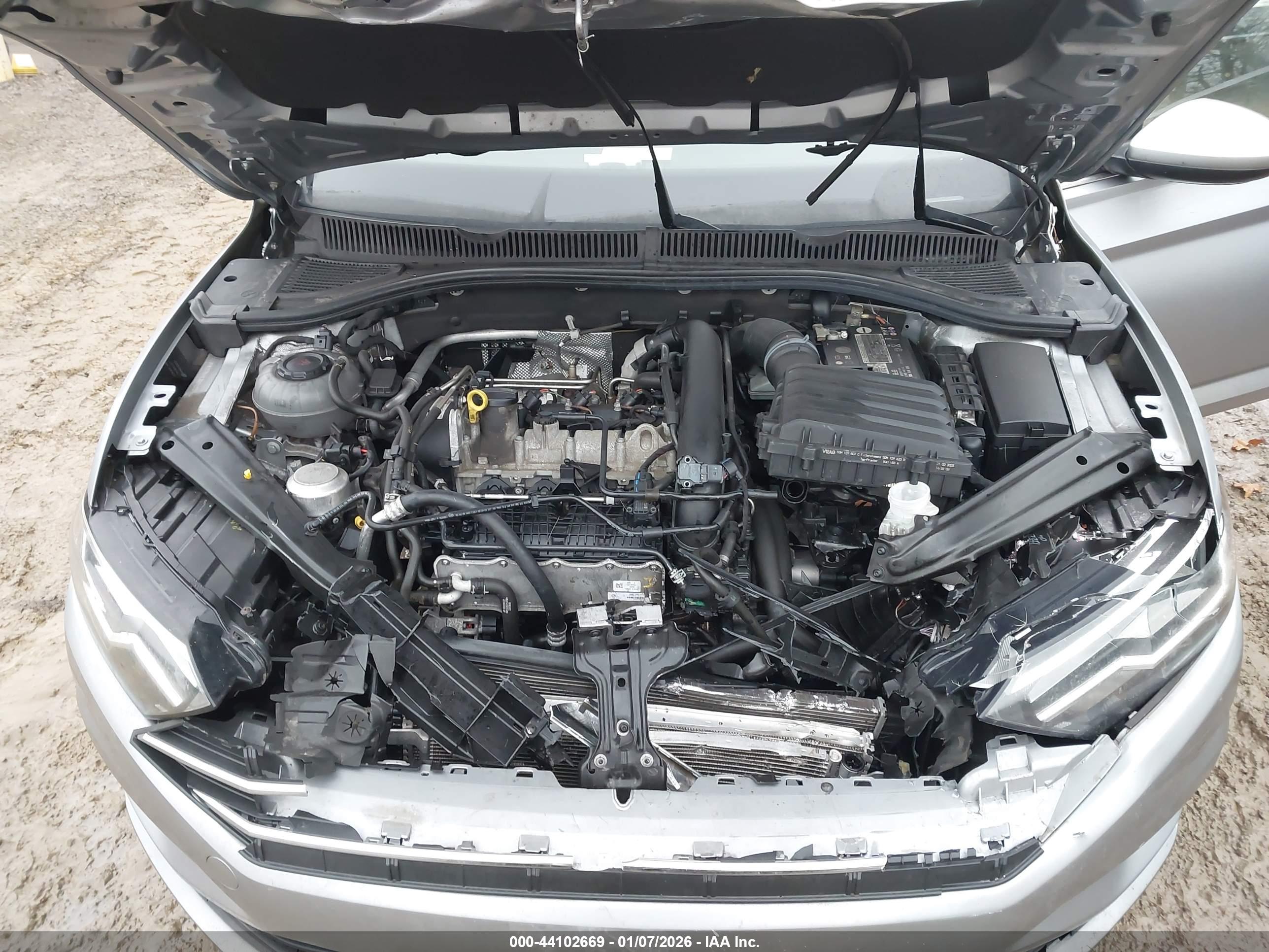 VOLKSWAGEN JETTA image 10