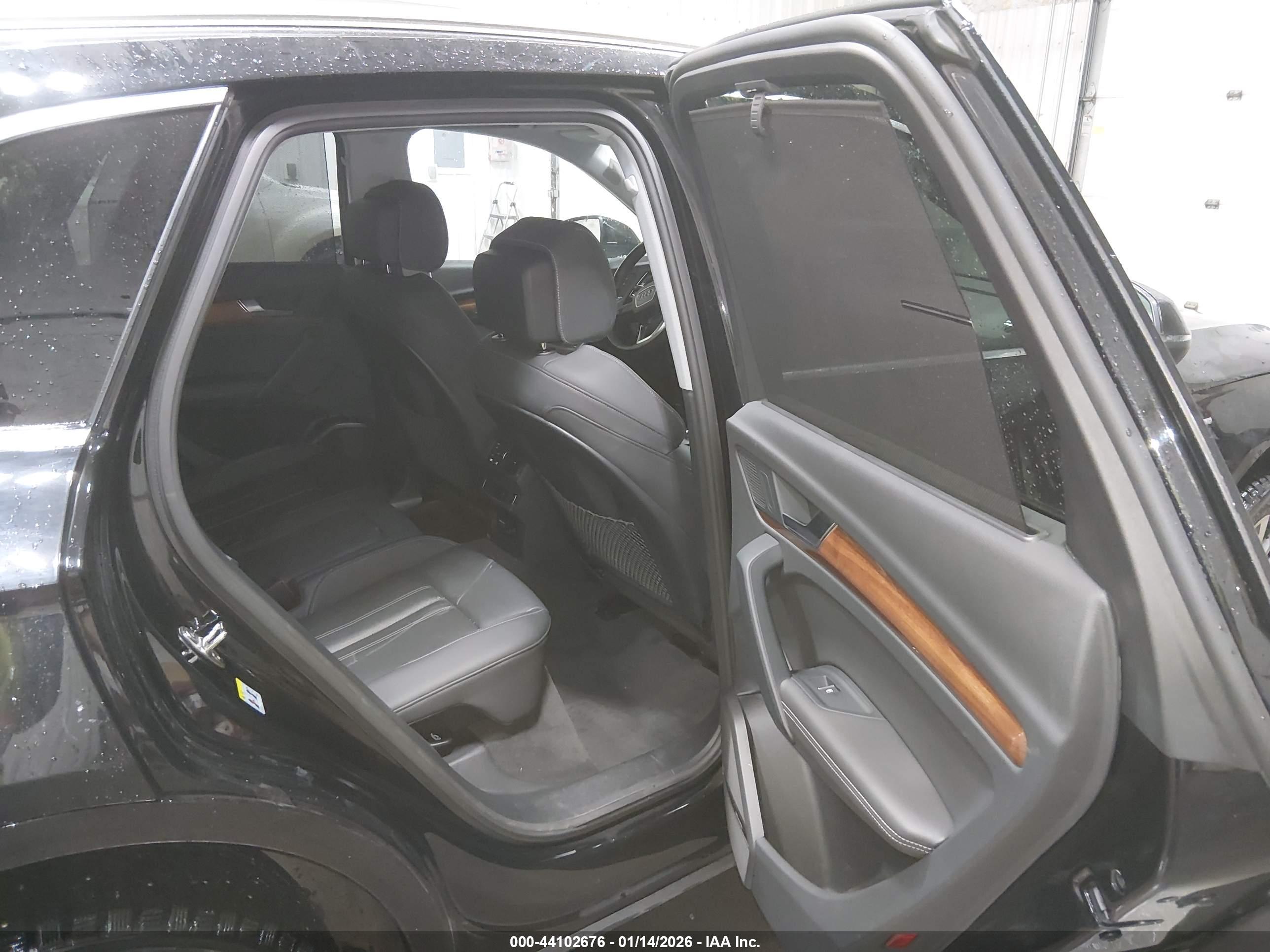 AUDI Q5 image 8