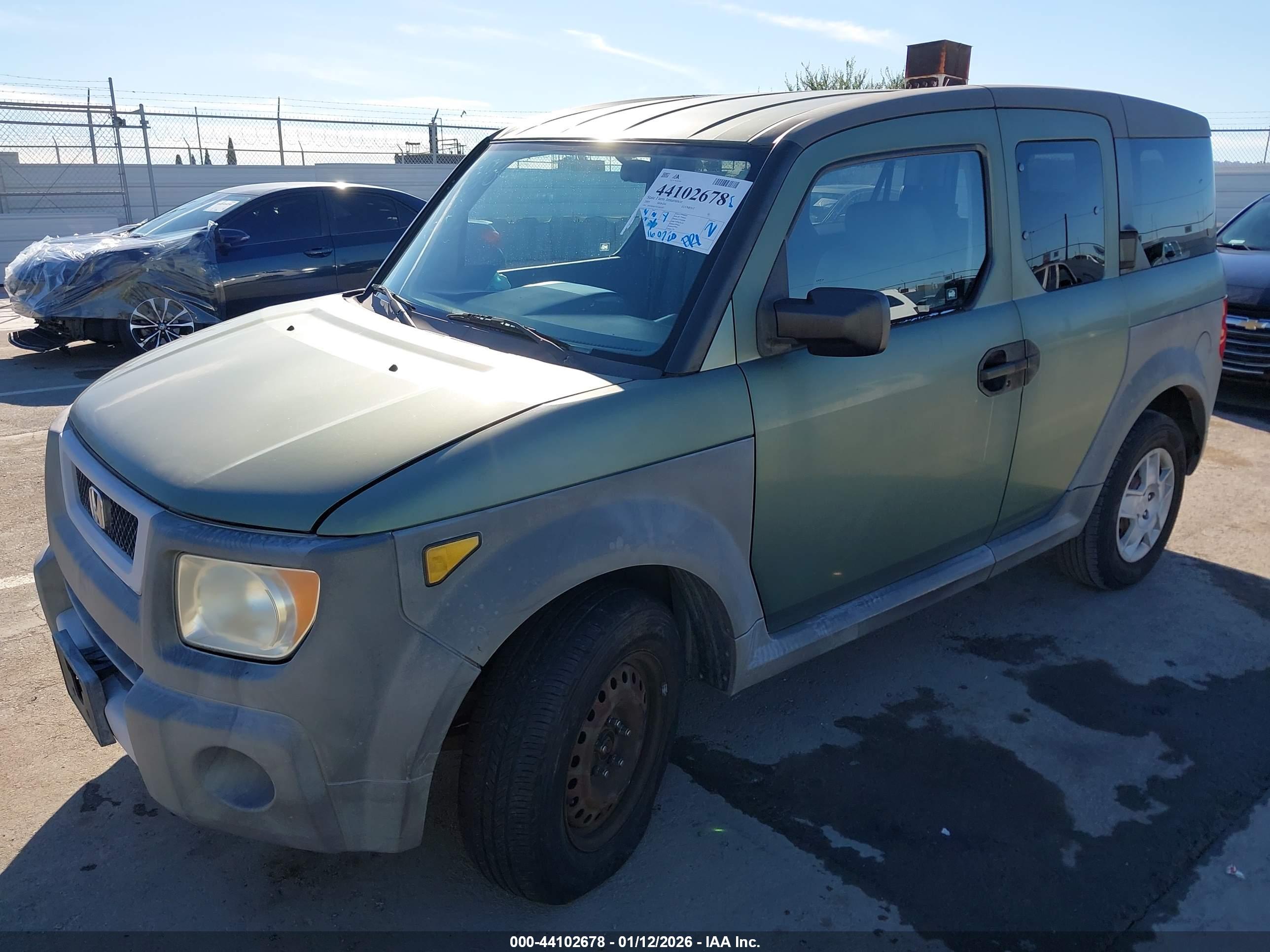 HONDA ELEMENT image 2