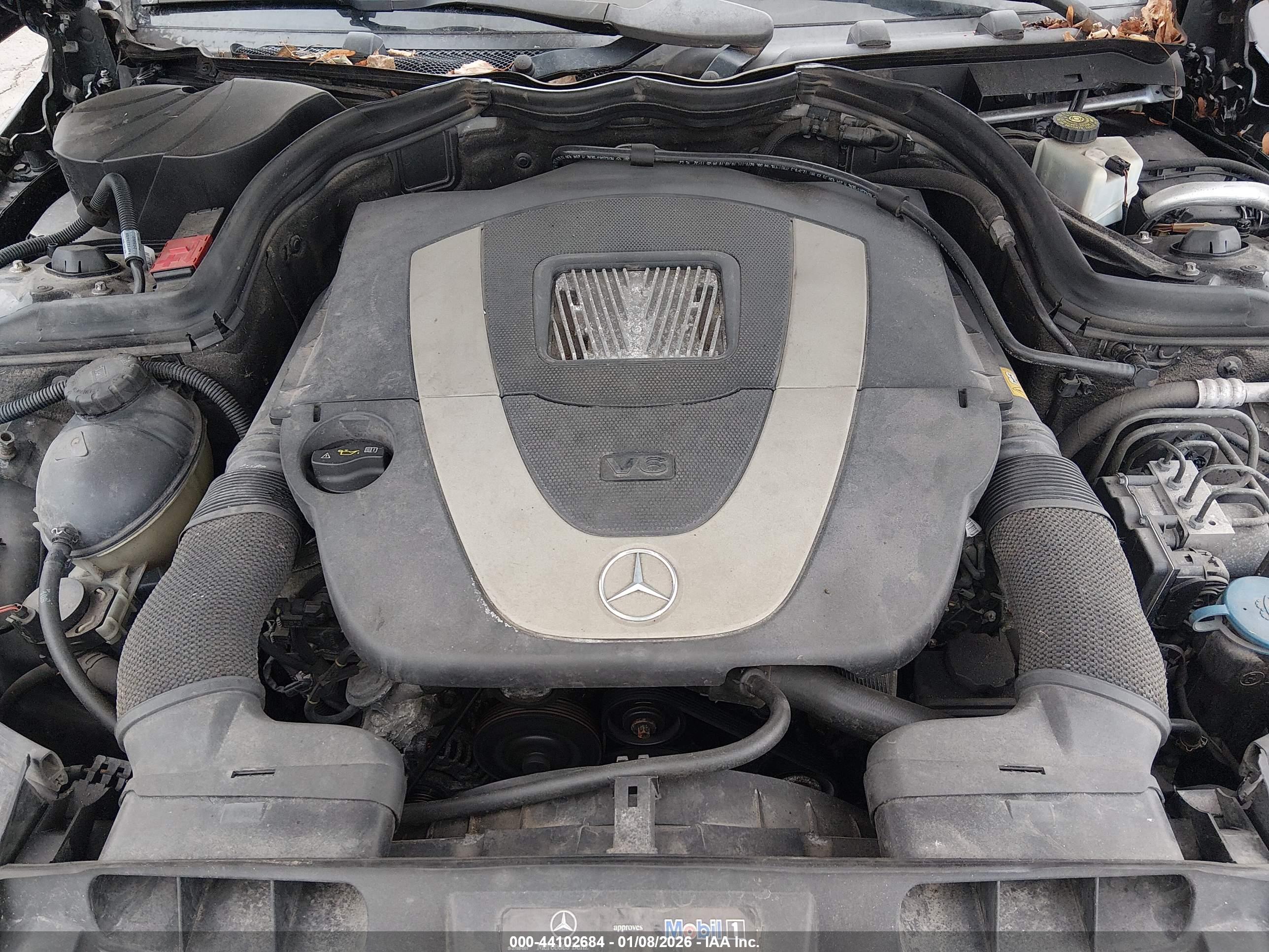 MERCEDES-BENZ E image 10