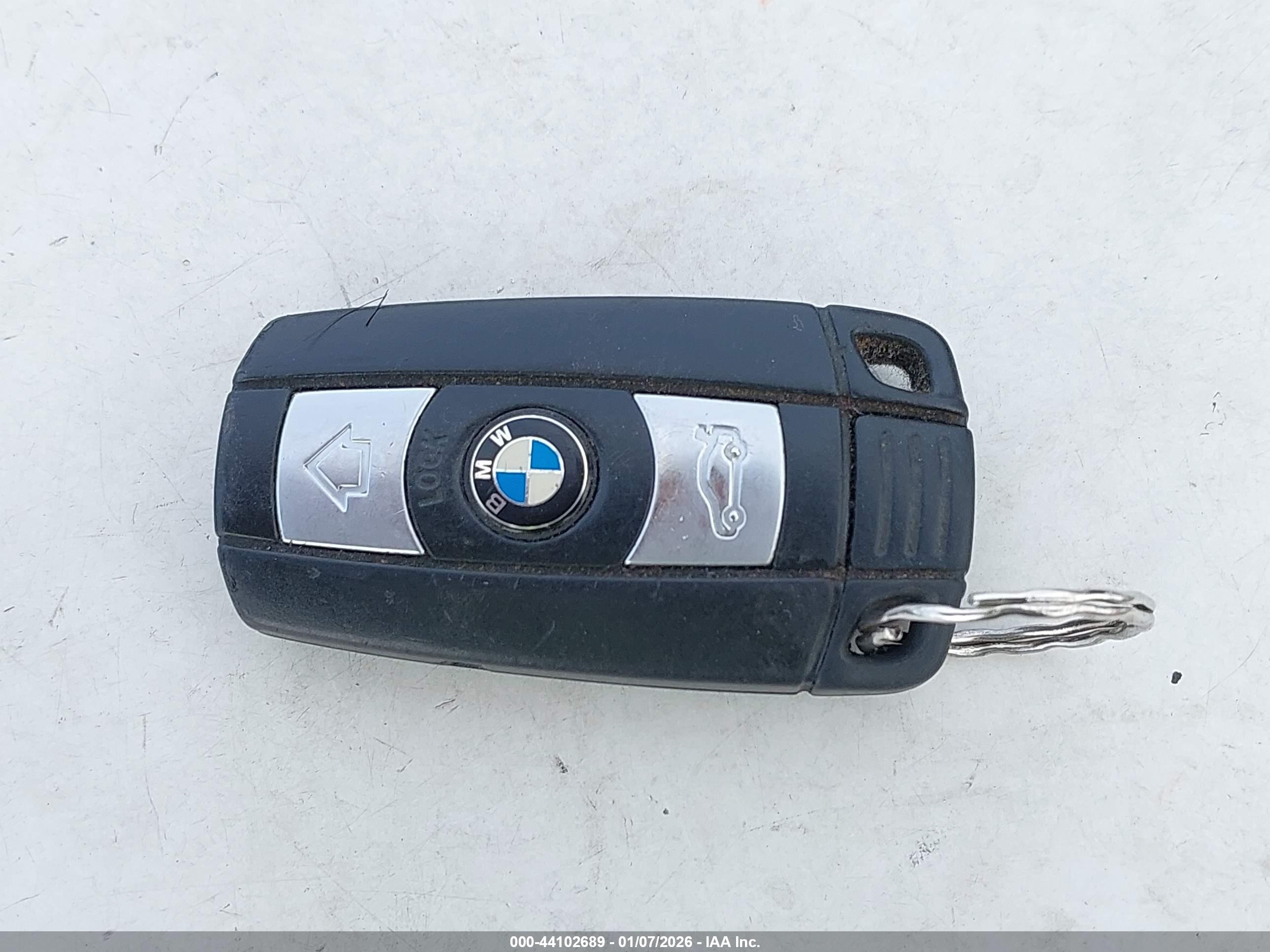 BMW 328I image 11