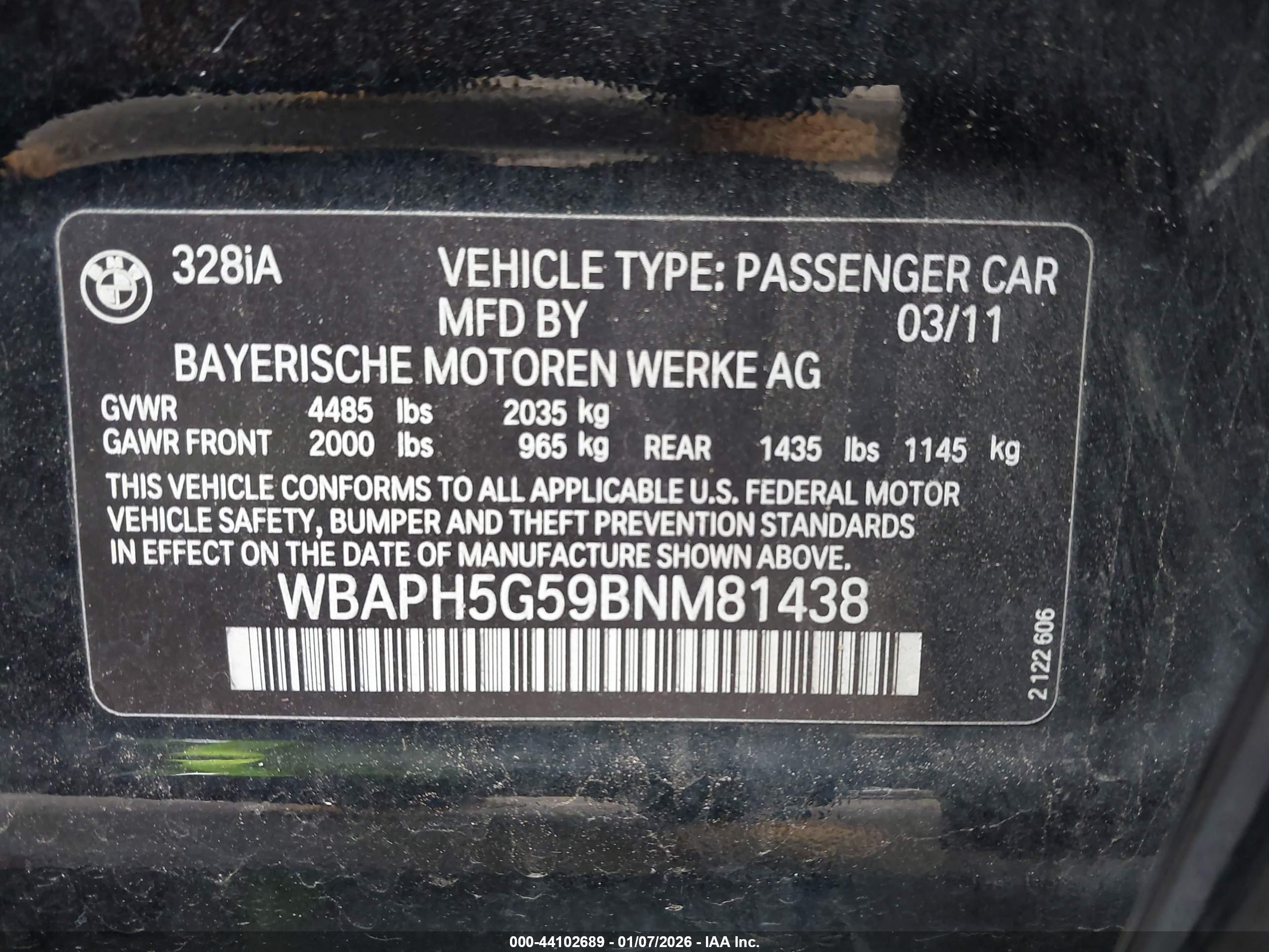 BMW 328I image 9