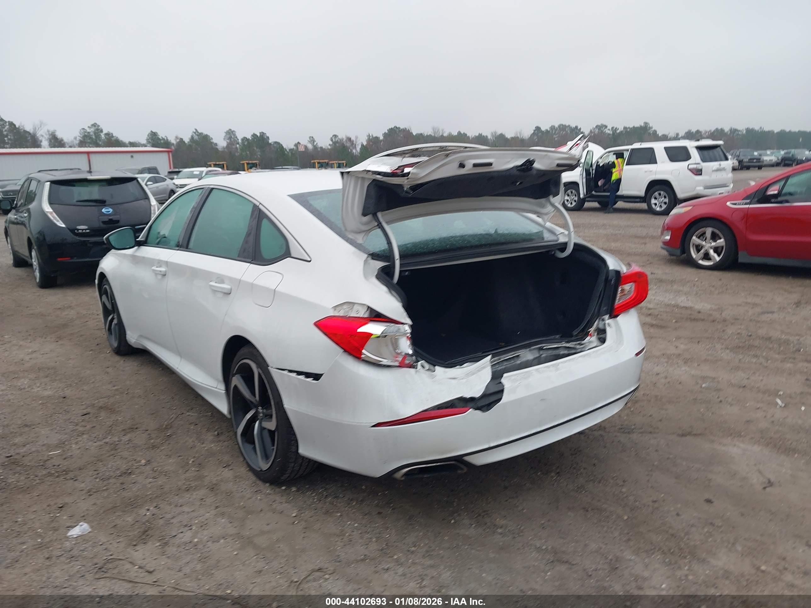 HONDA ACCORD image 3