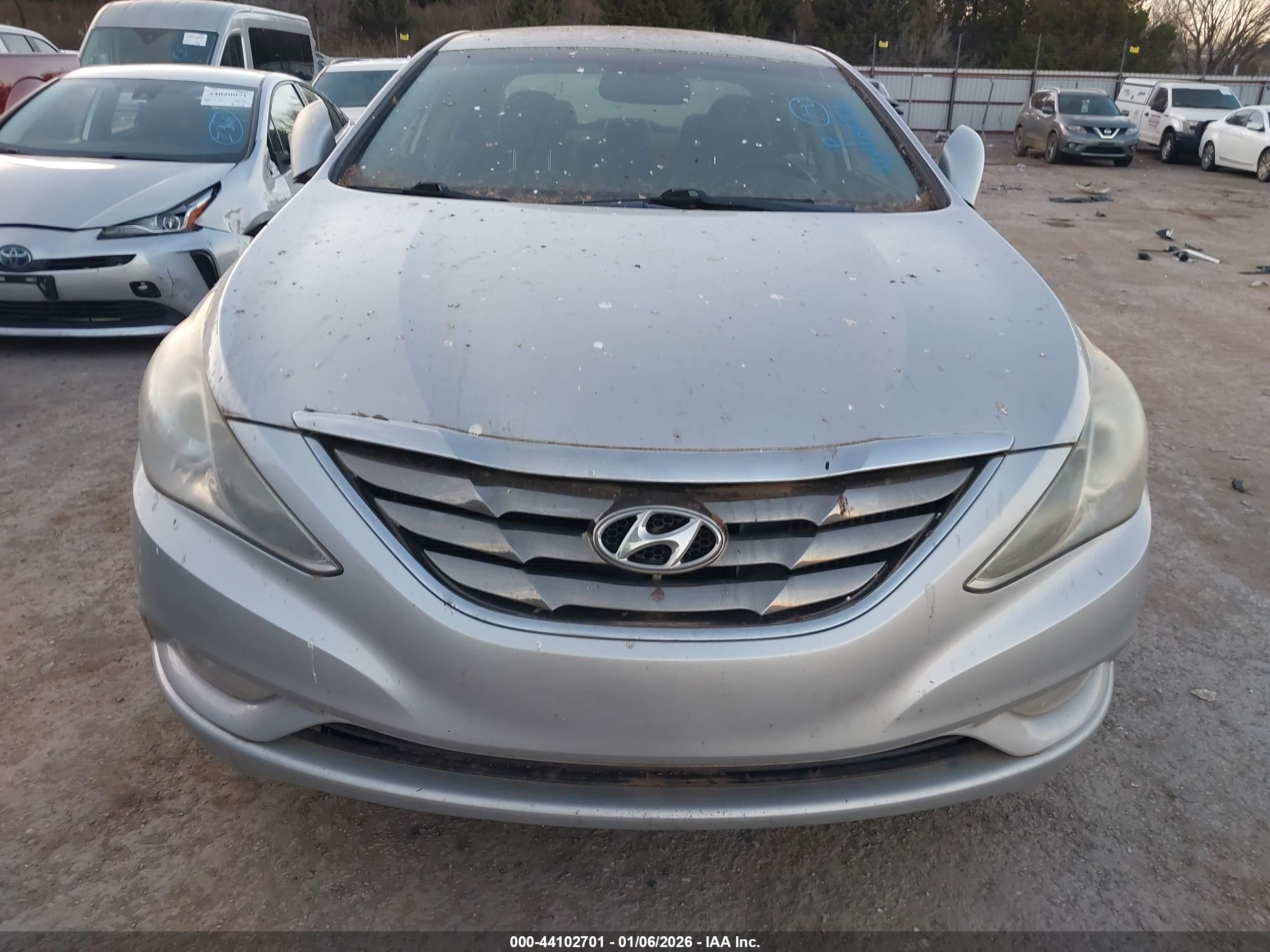 HYUNDAI SONATA image 6