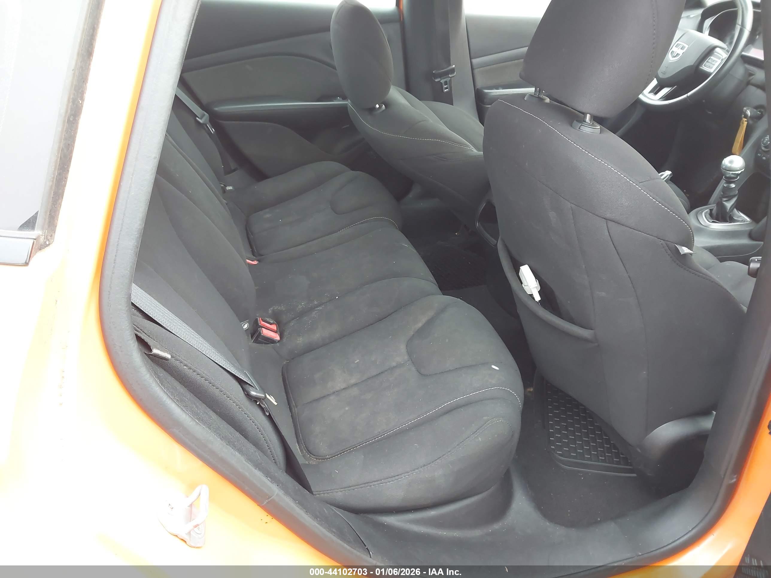 DODGE DART image 8