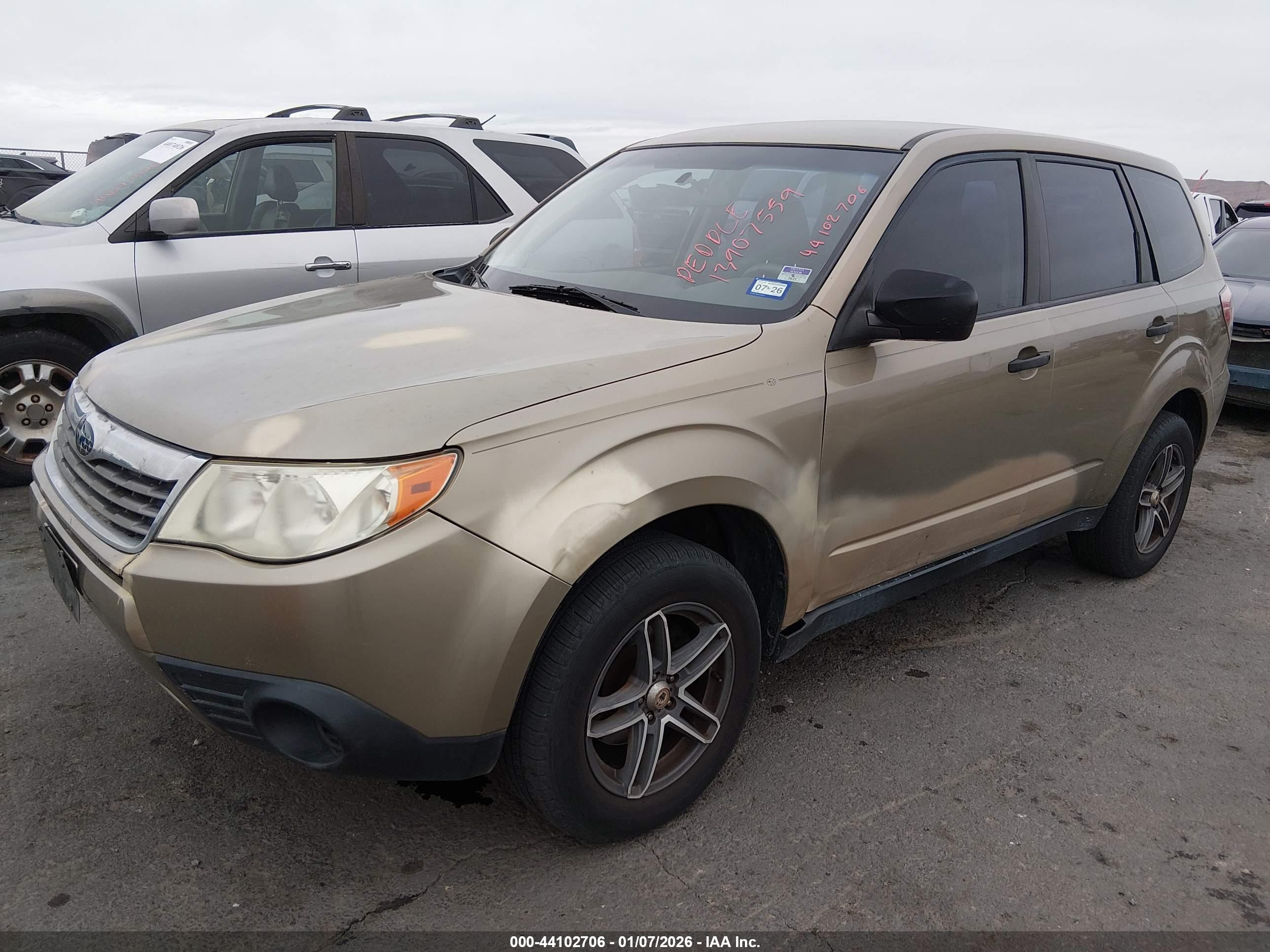 SUBARU FORESTER image 2