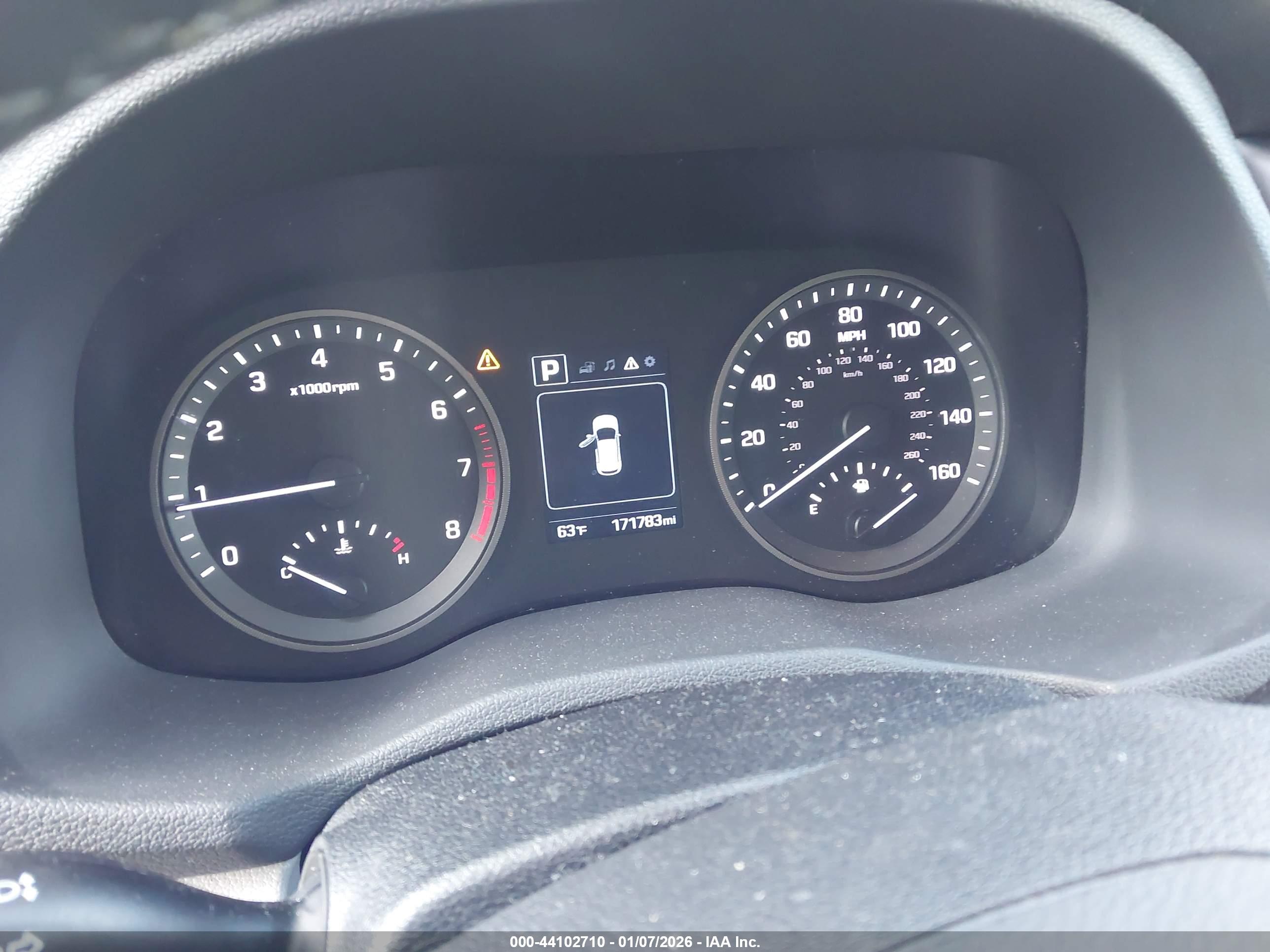 HYUNDAI TUCSON image 7
