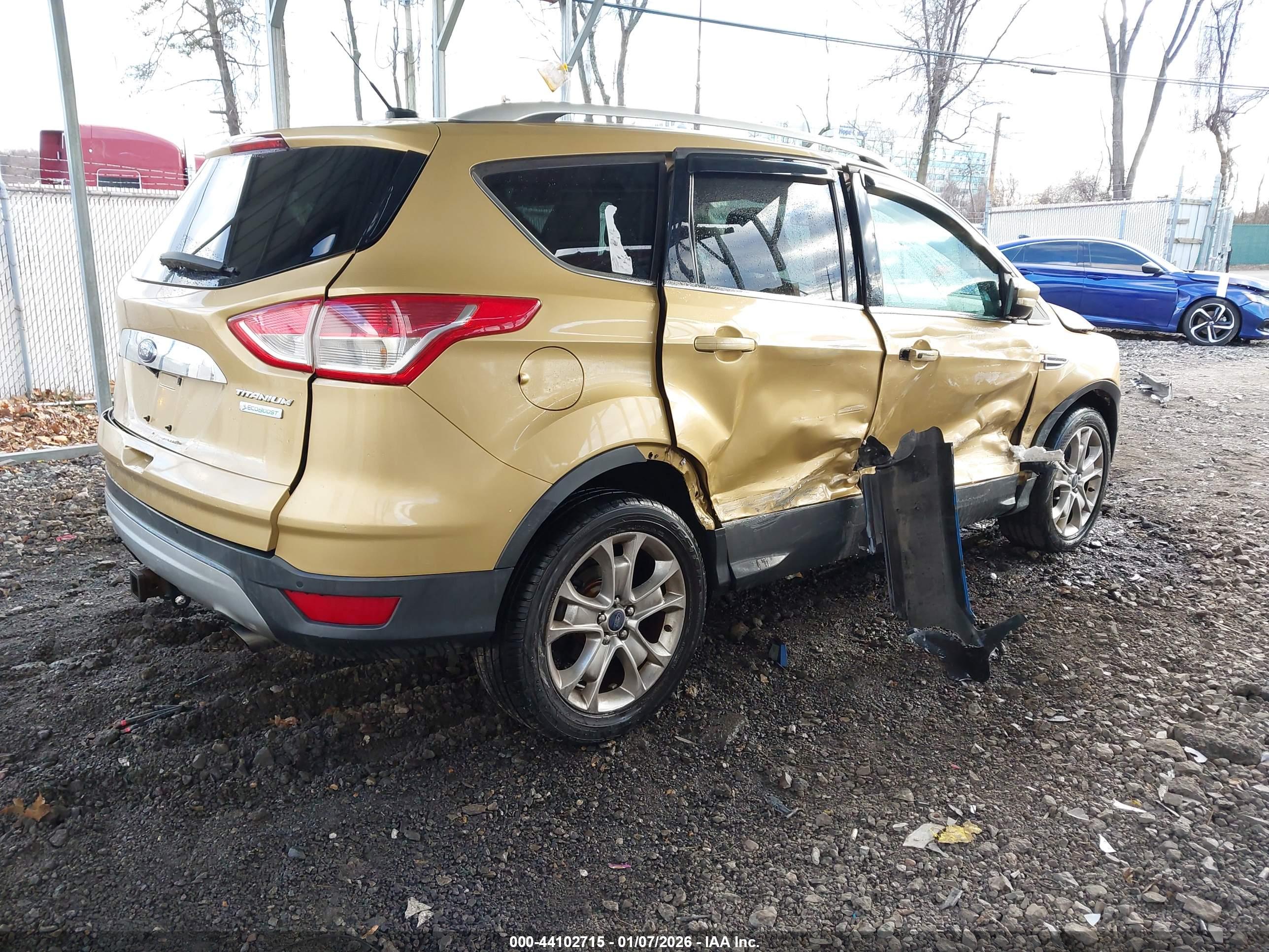 FORD ESCAPE image 4
