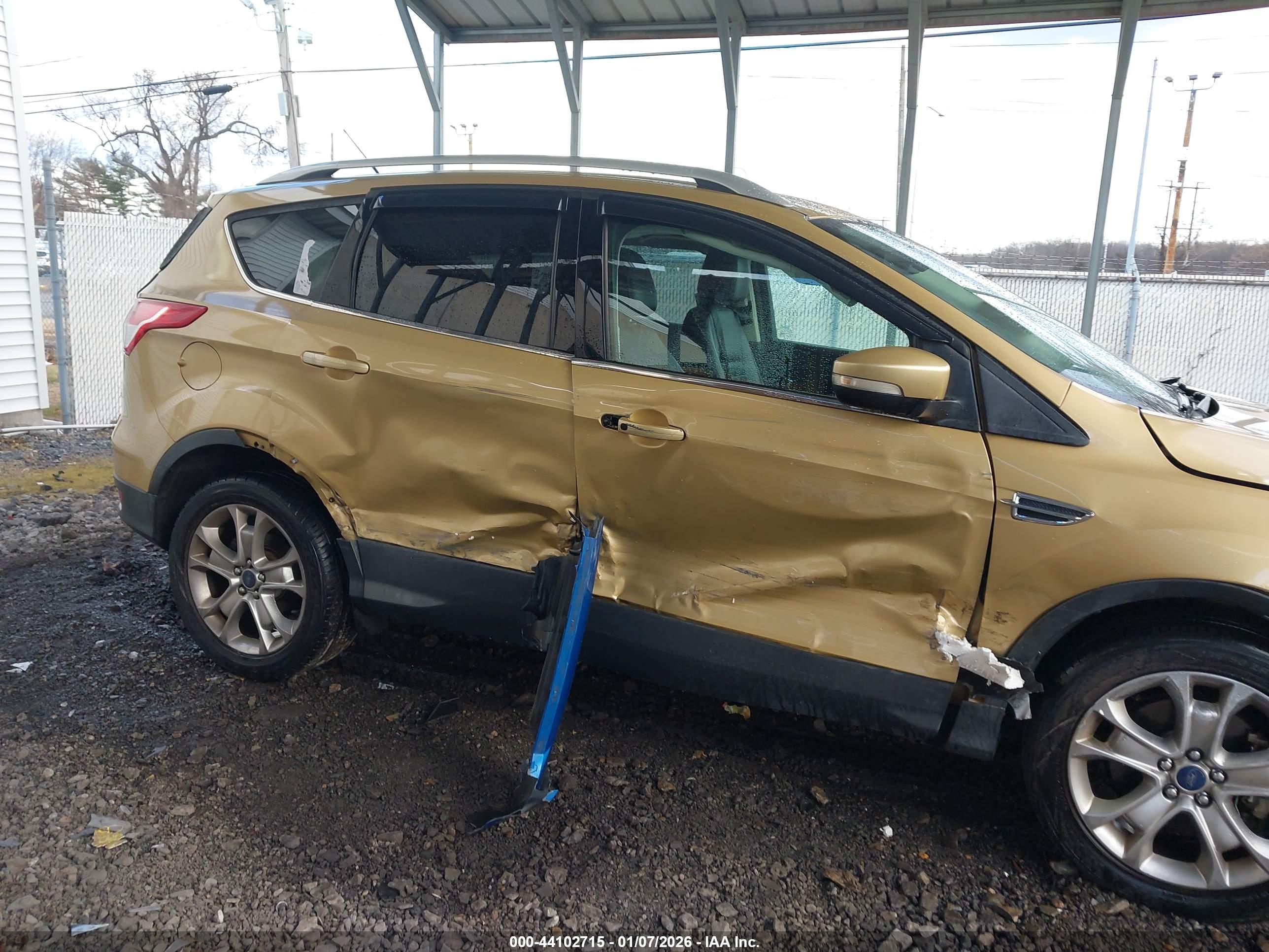 FORD ESCAPE image 6