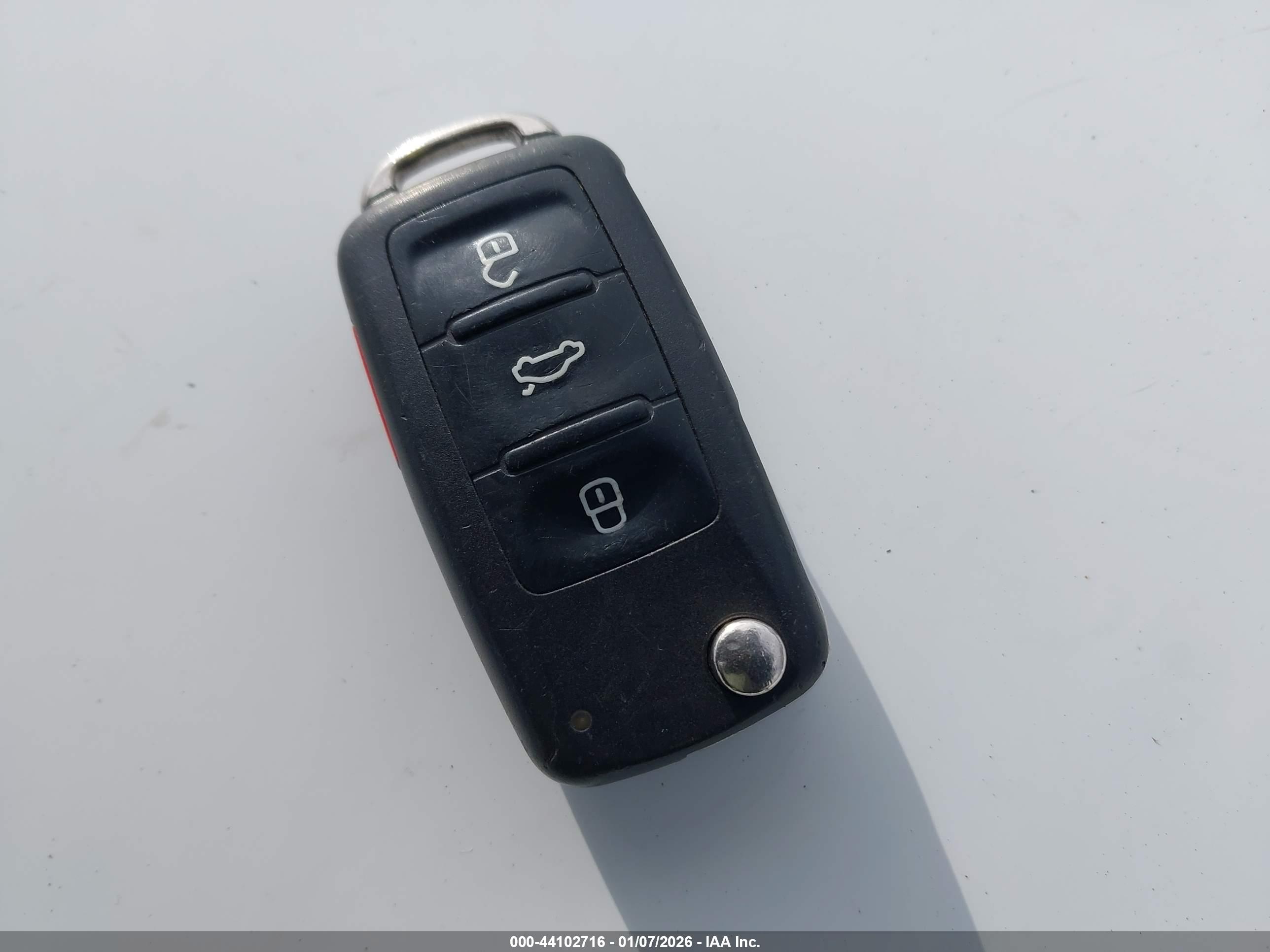VOLKSWAGEN JETTA image 11