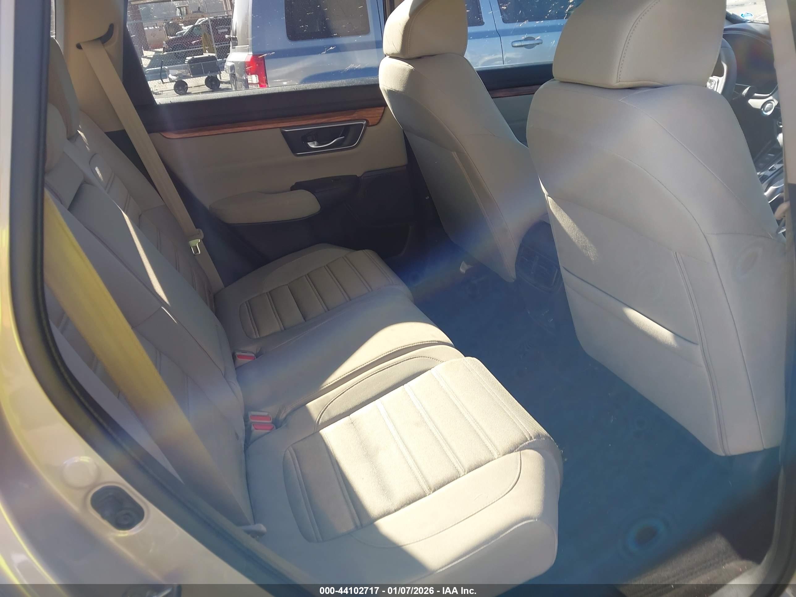 HONDA CR-V image 8
