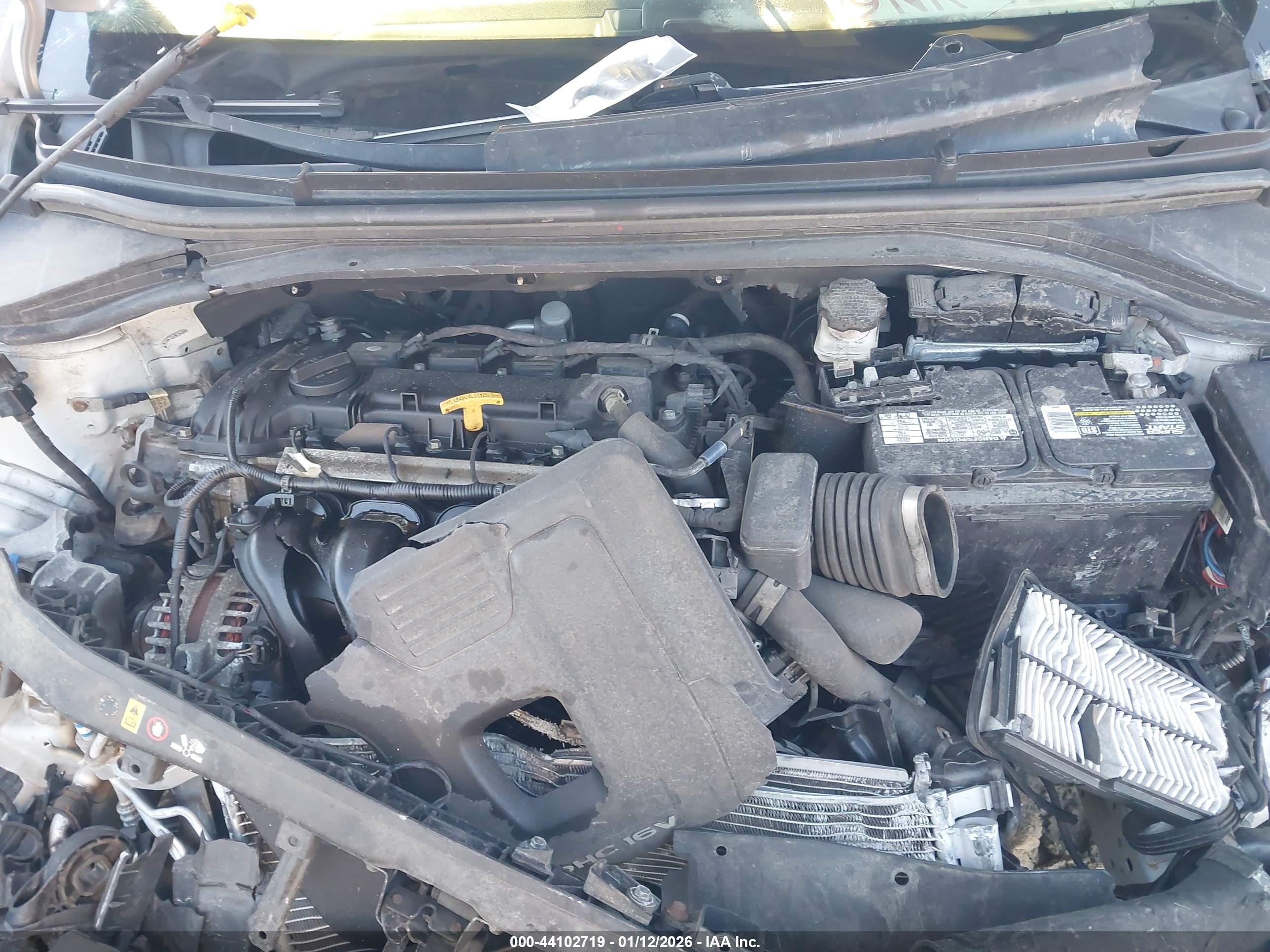 HYUNDAI ELANTRA image 10