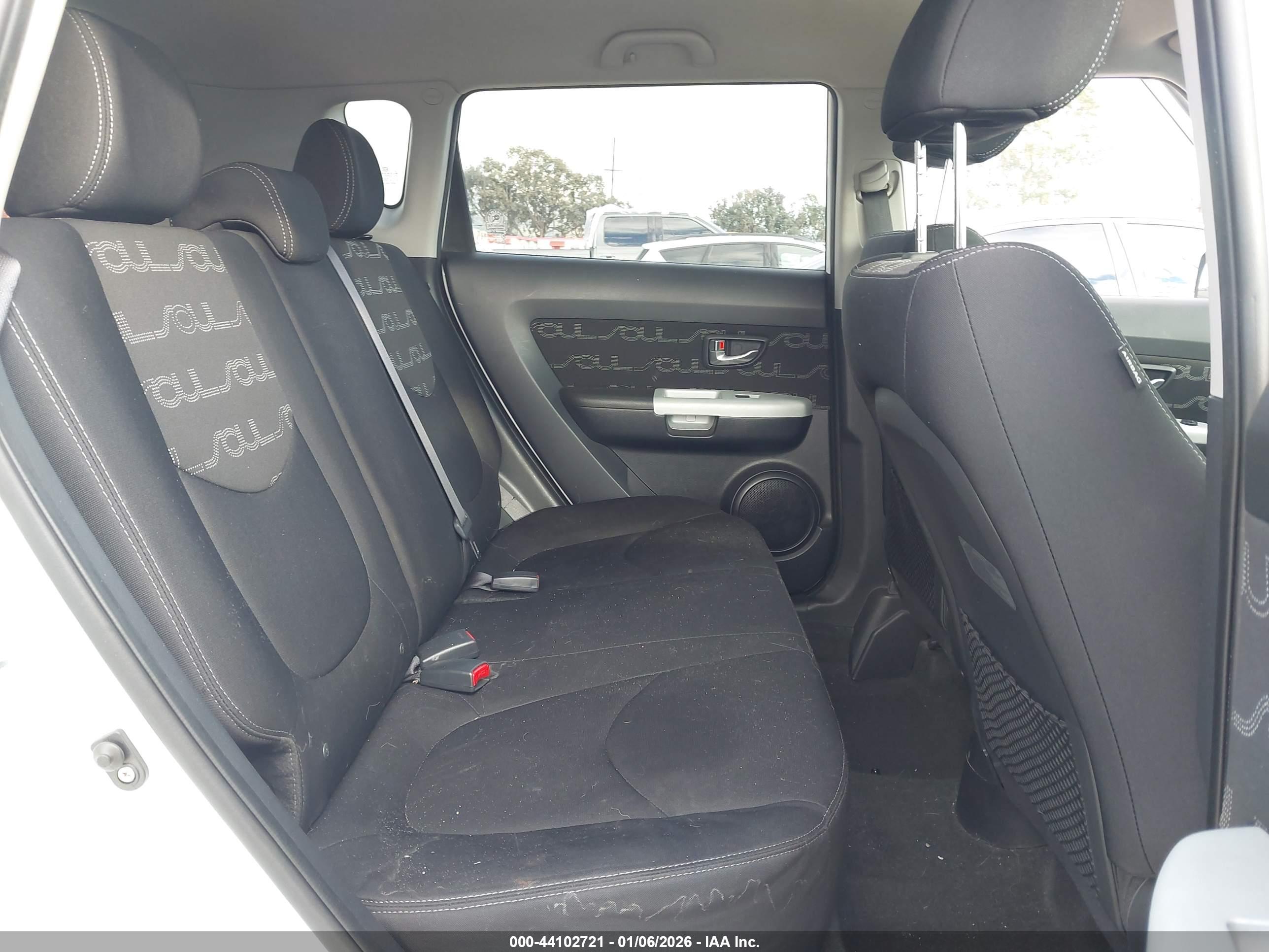 KIA SOUL image 8
