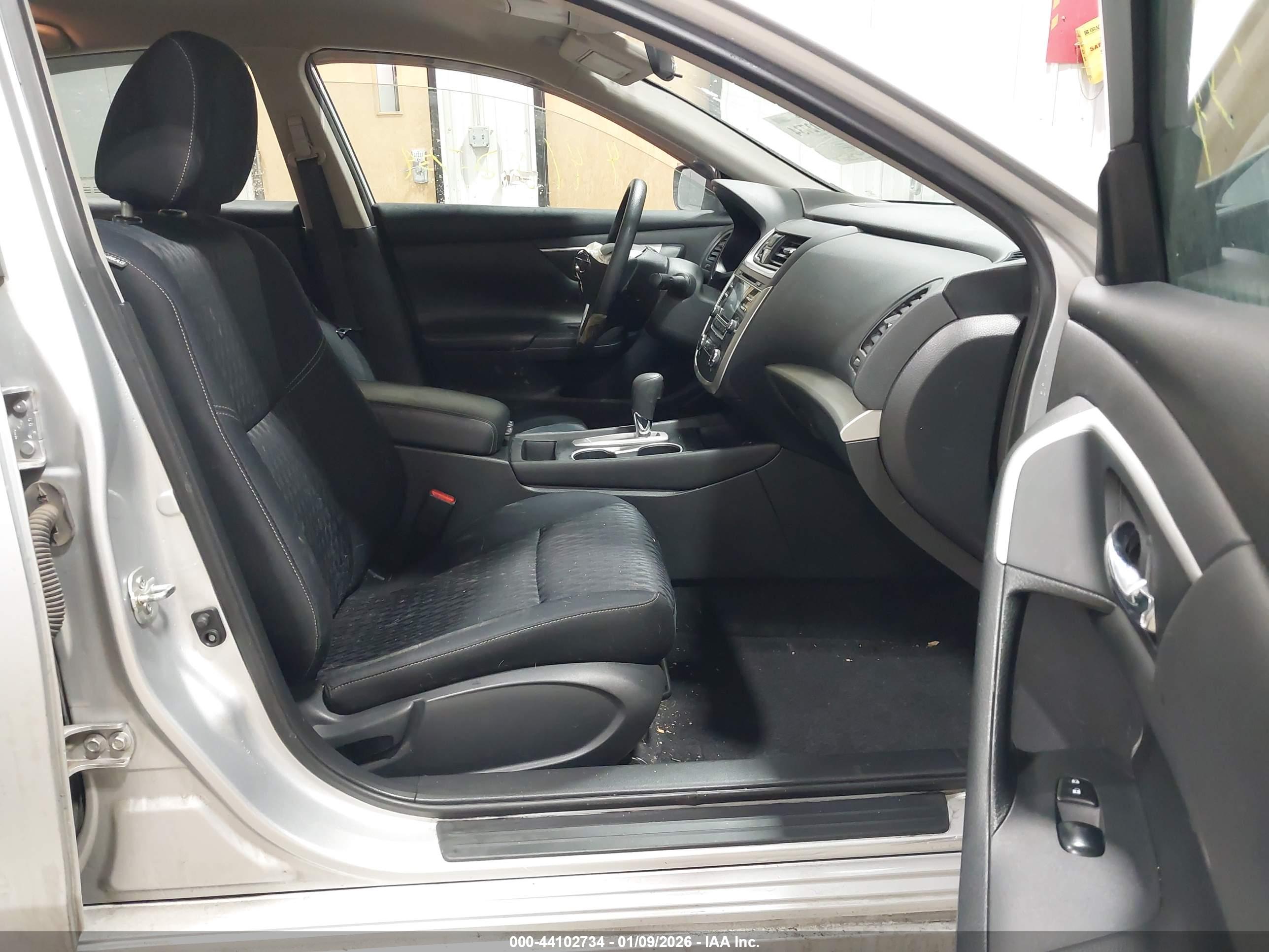 NISSAN ALTIMA image 5