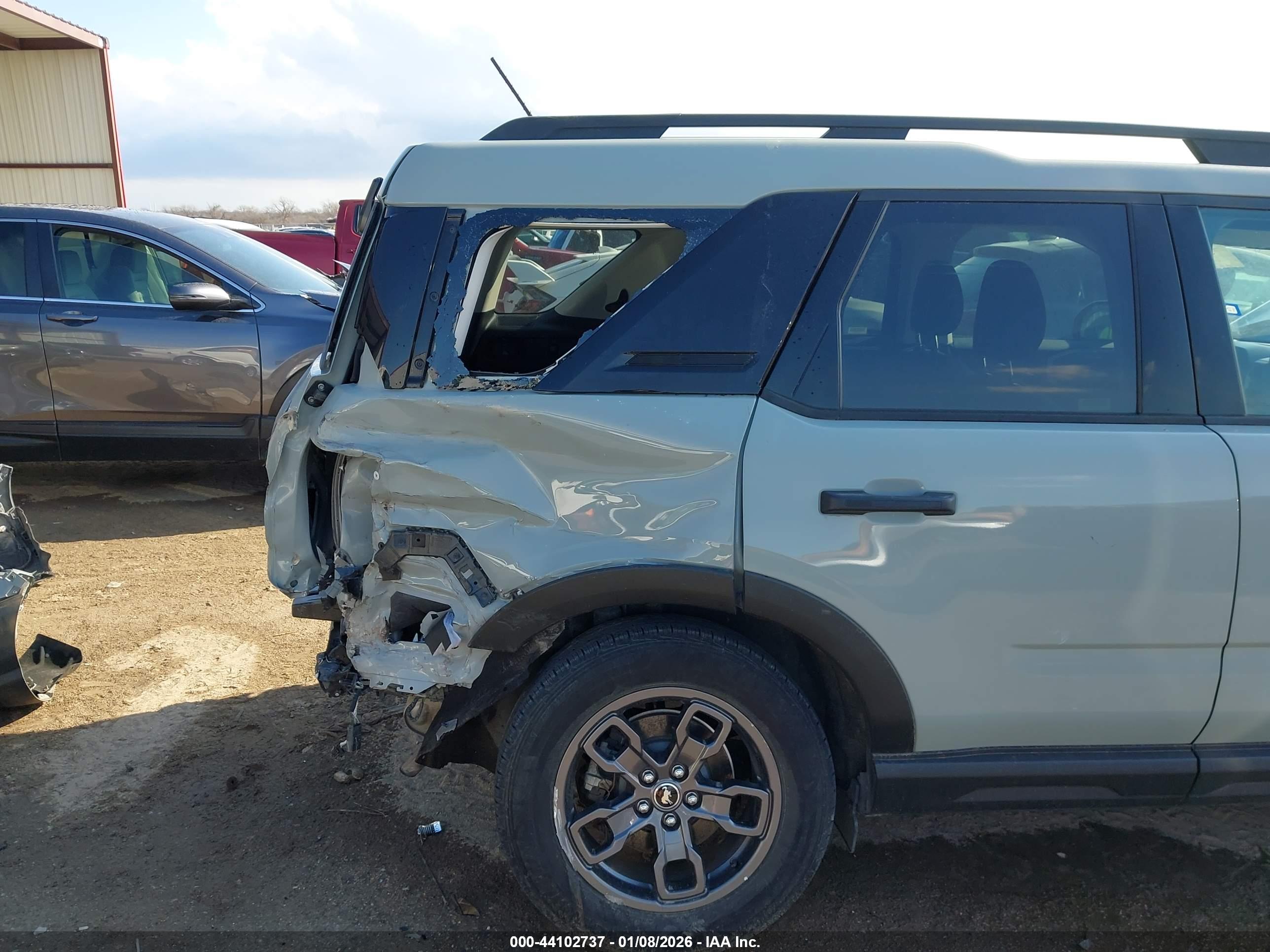 FORD BRONCO image 6