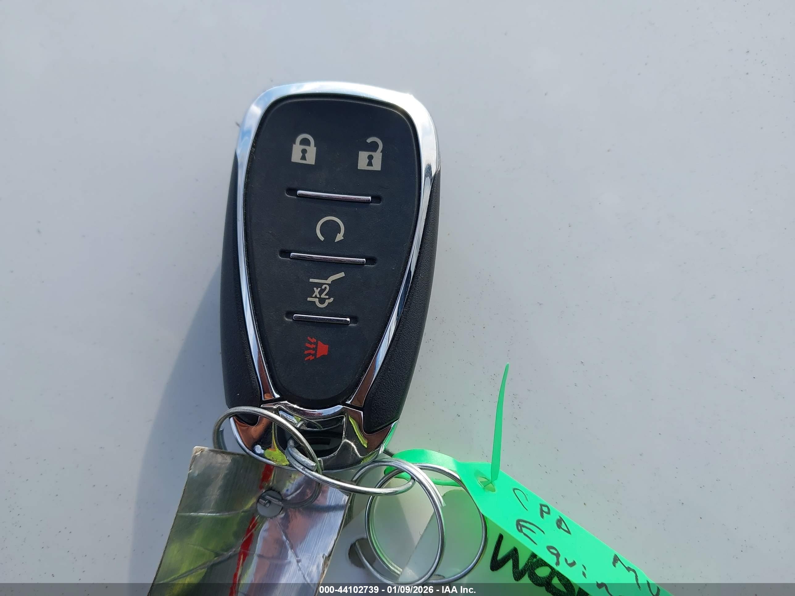 CHEVROLET EQUINOX image 11
