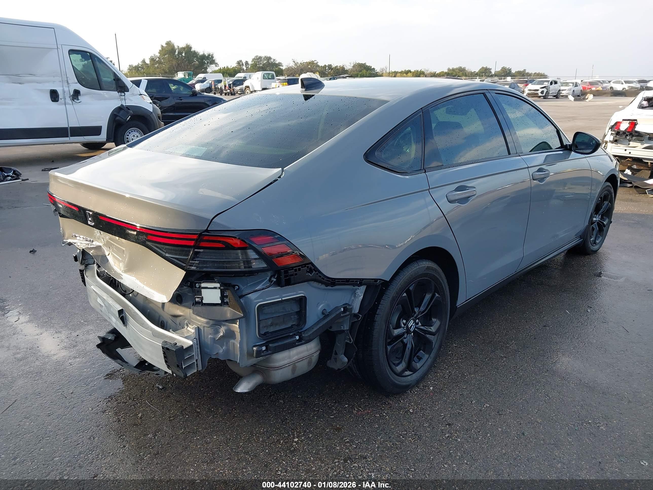 HONDA ACCORD image 4