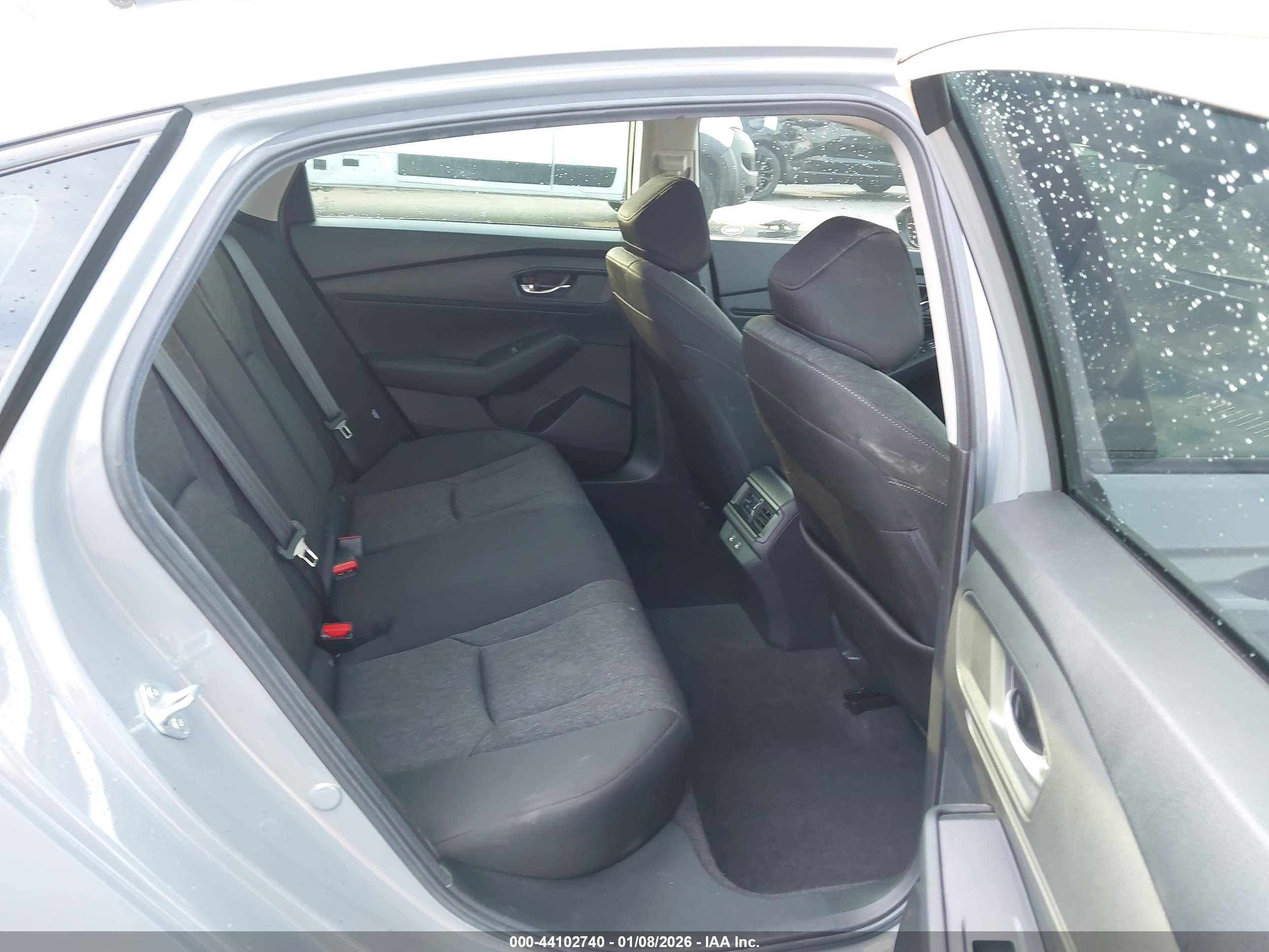 HONDA ACCORD image 8
