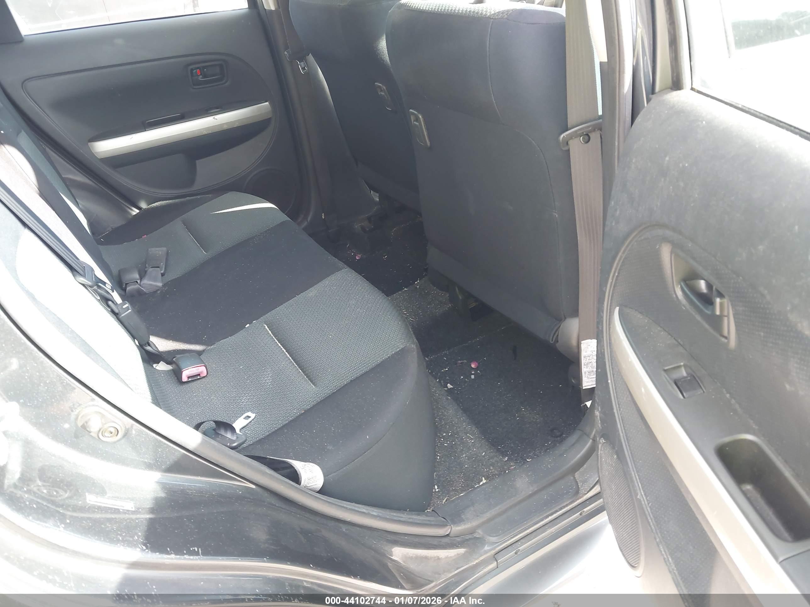 SCION XA image 8
