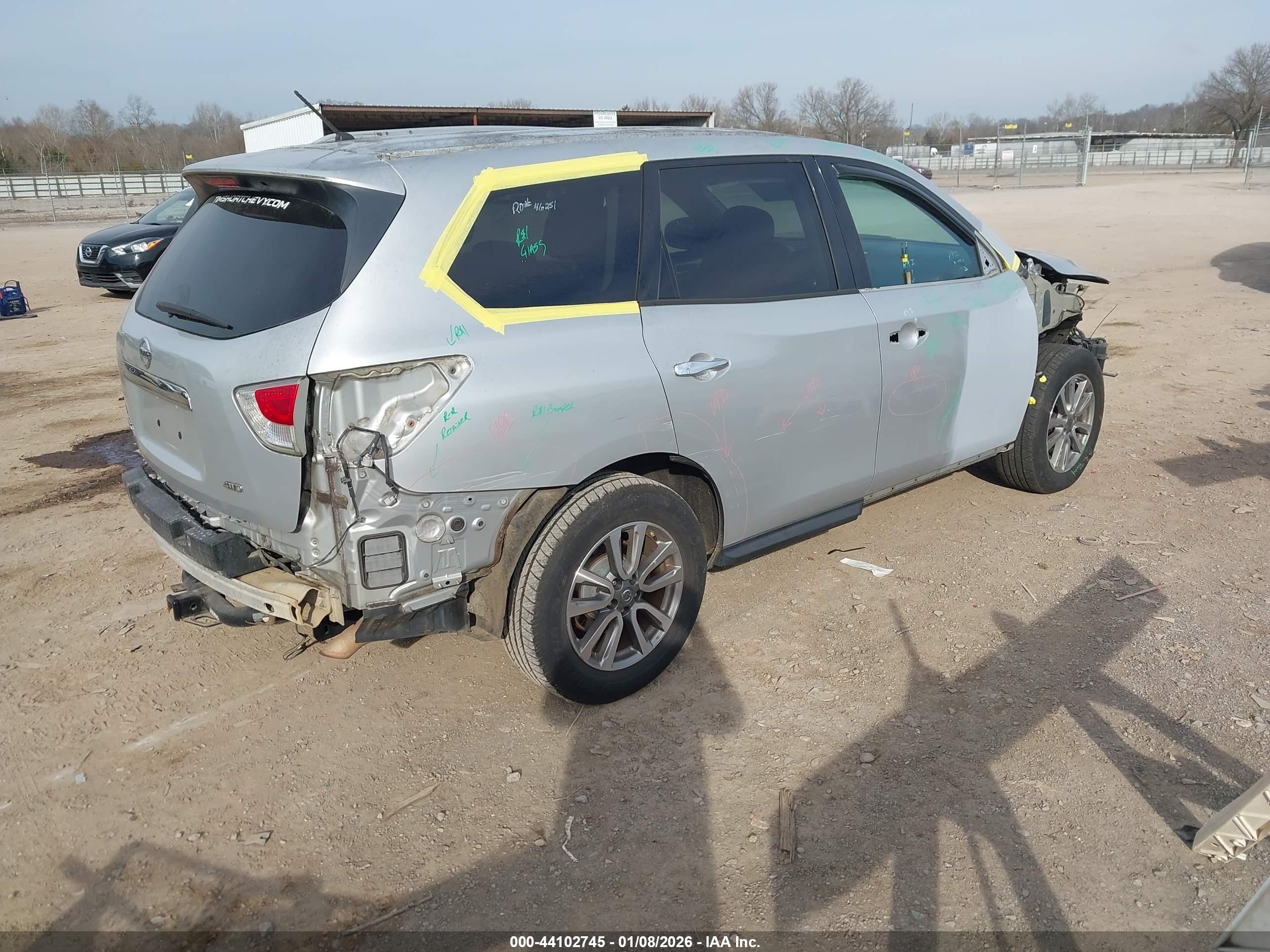 NISSAN PATHFINDER image 4