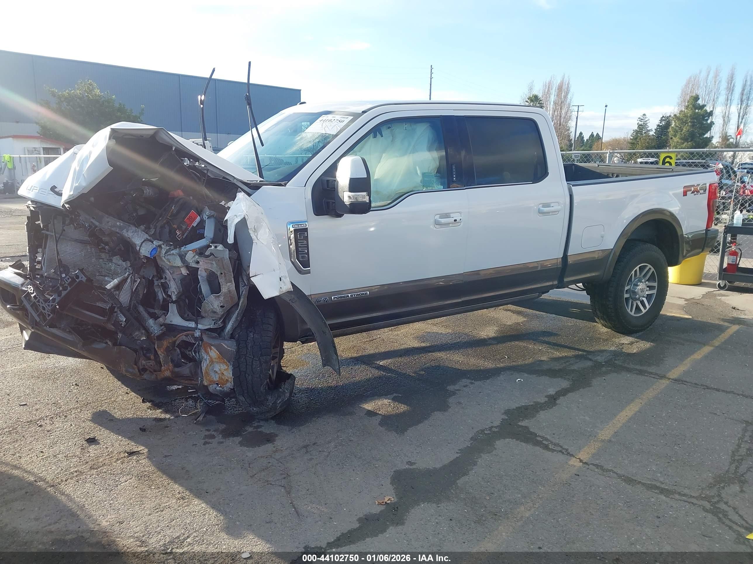 FORD F-250 image 2
