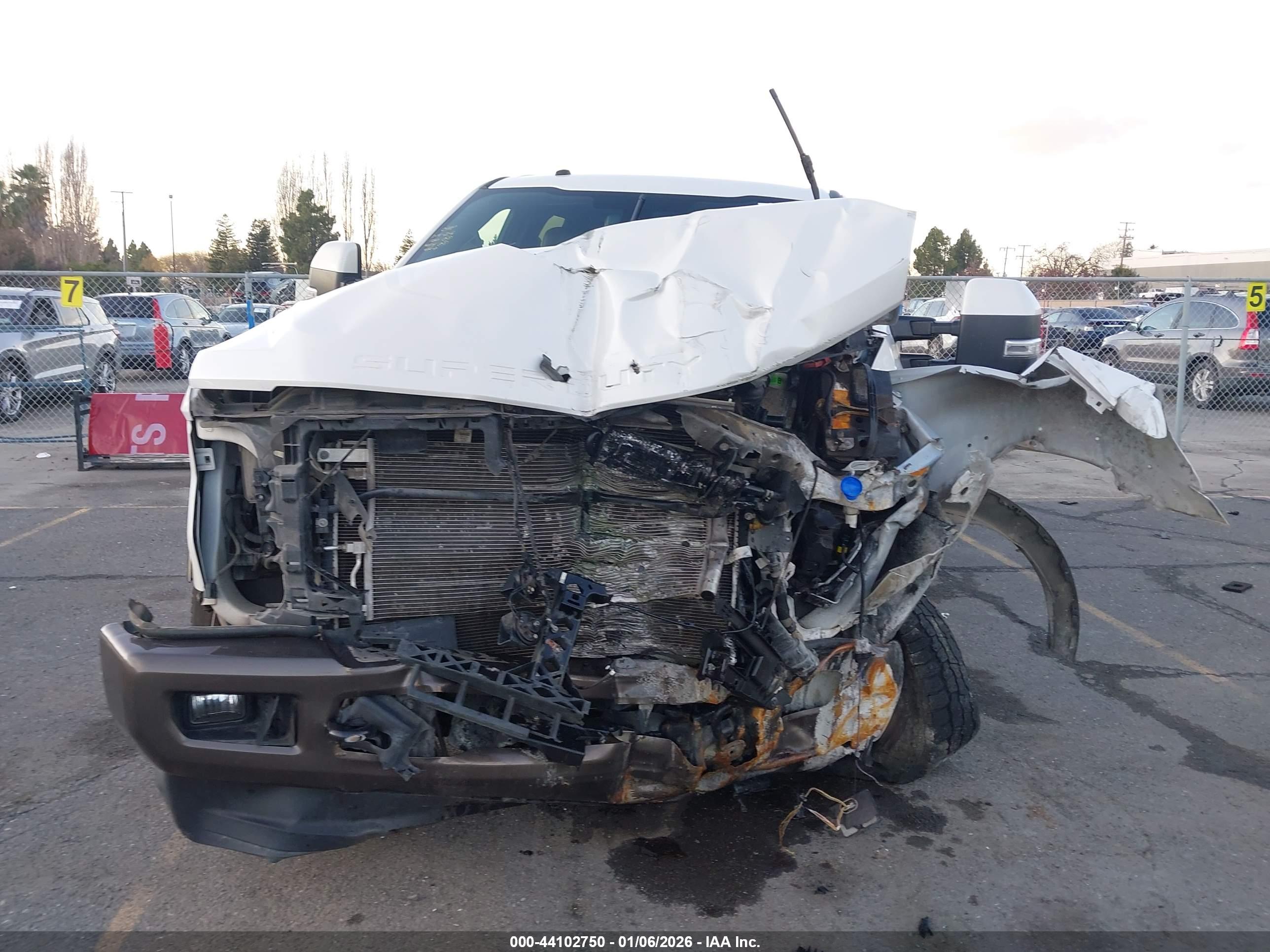 FORD F-250 image 6