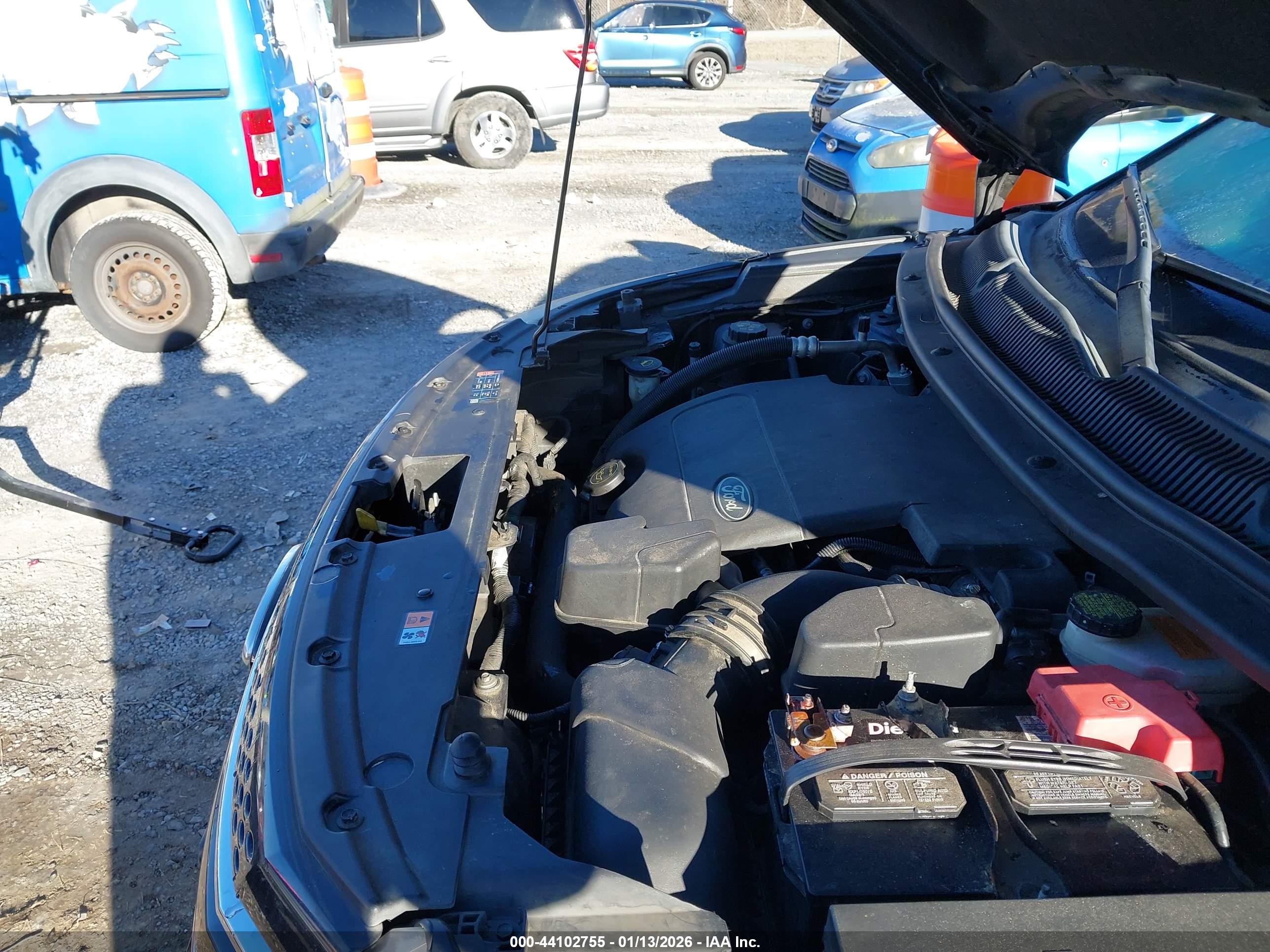 FORD EXPLORER image 10