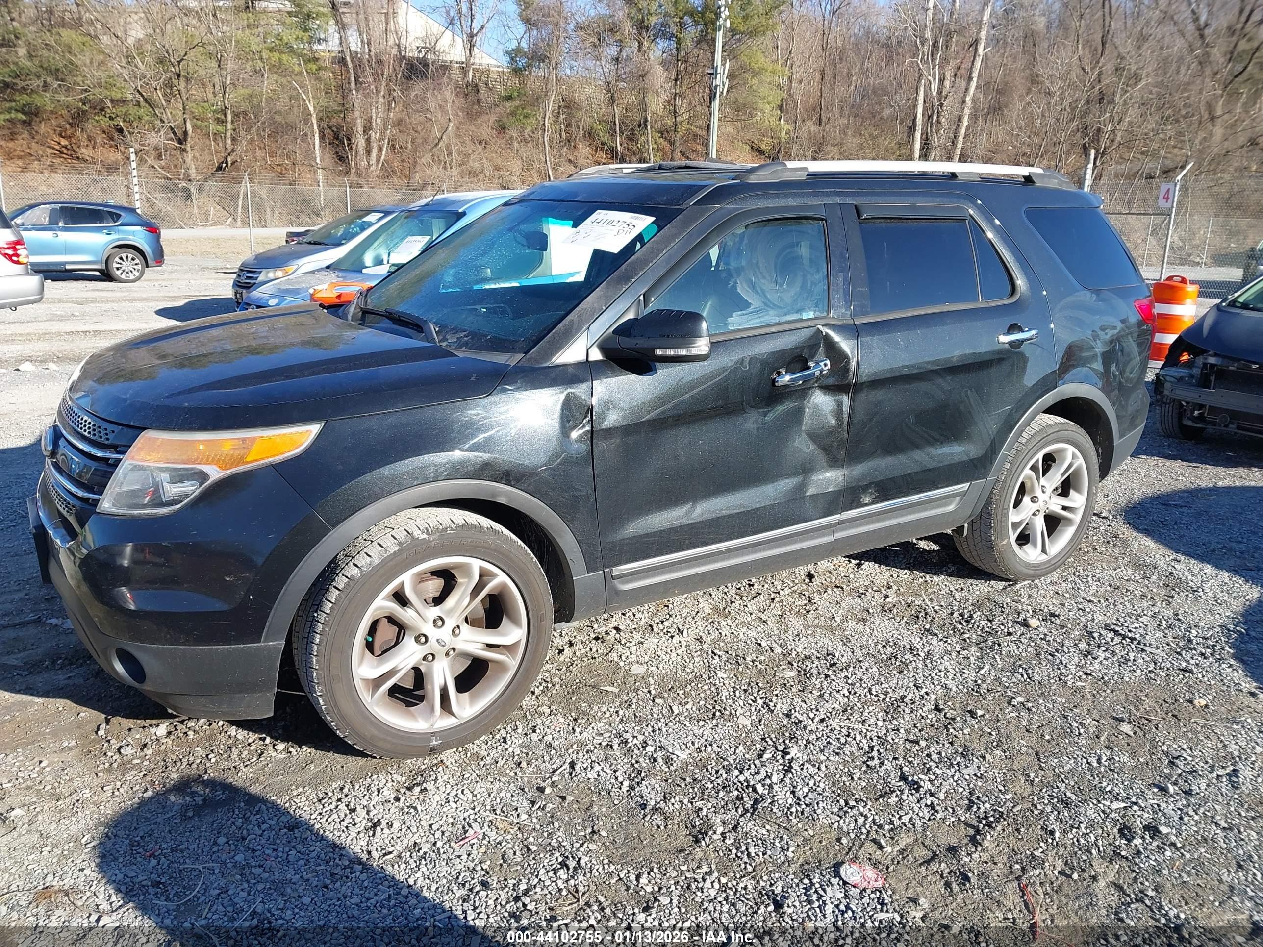 FORD EXPLORER image 2