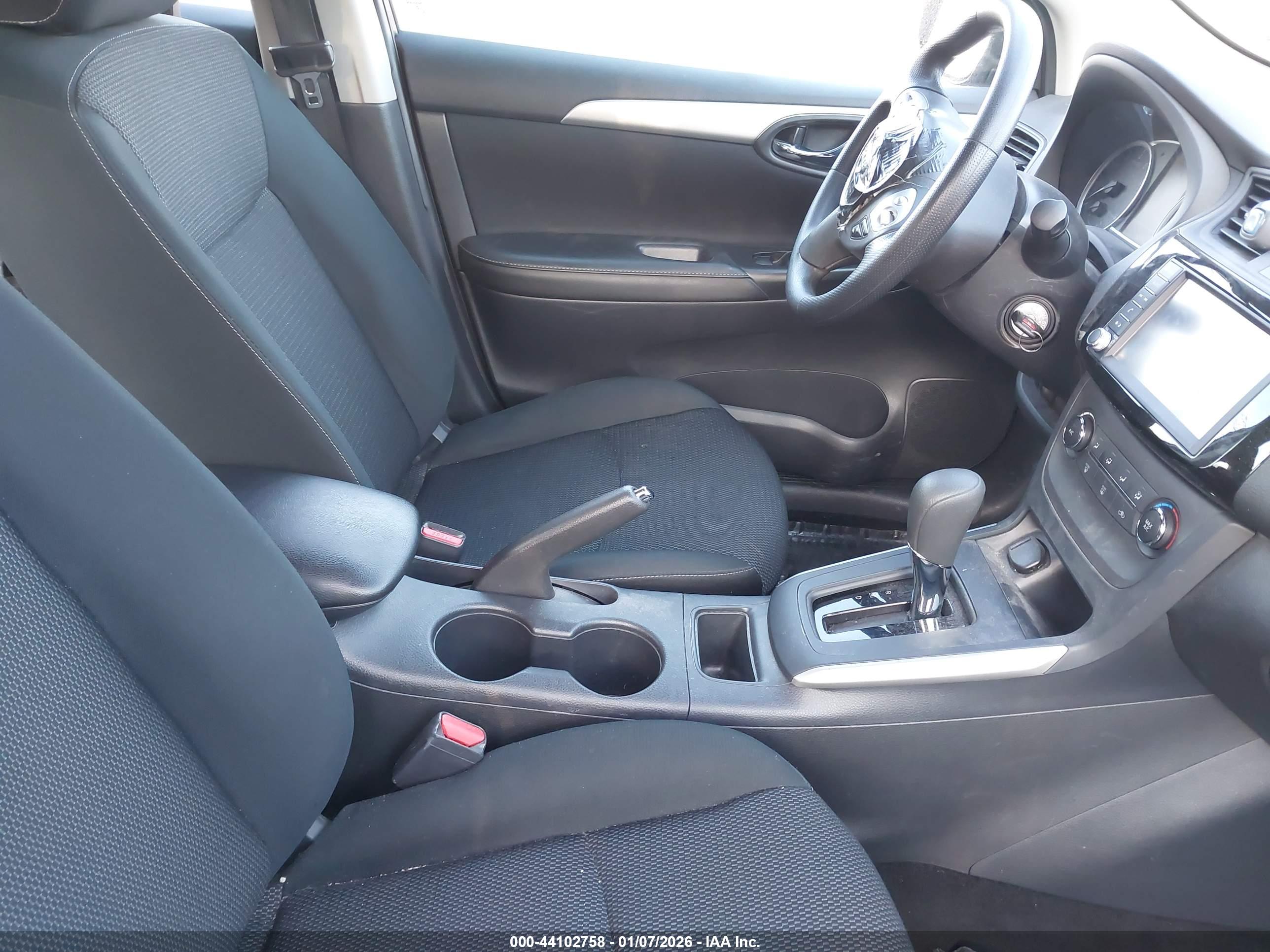 NISSAN SENTRA image 5