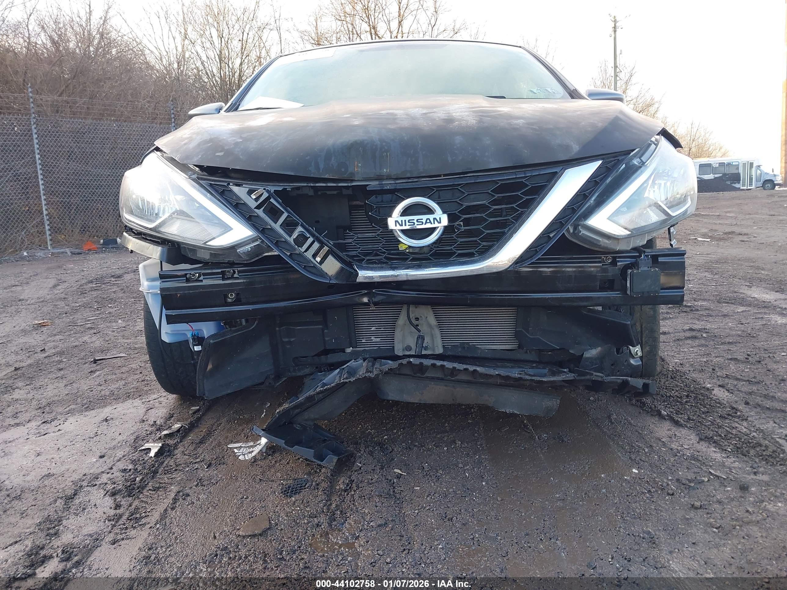 NISSAN SENTRA image 6
