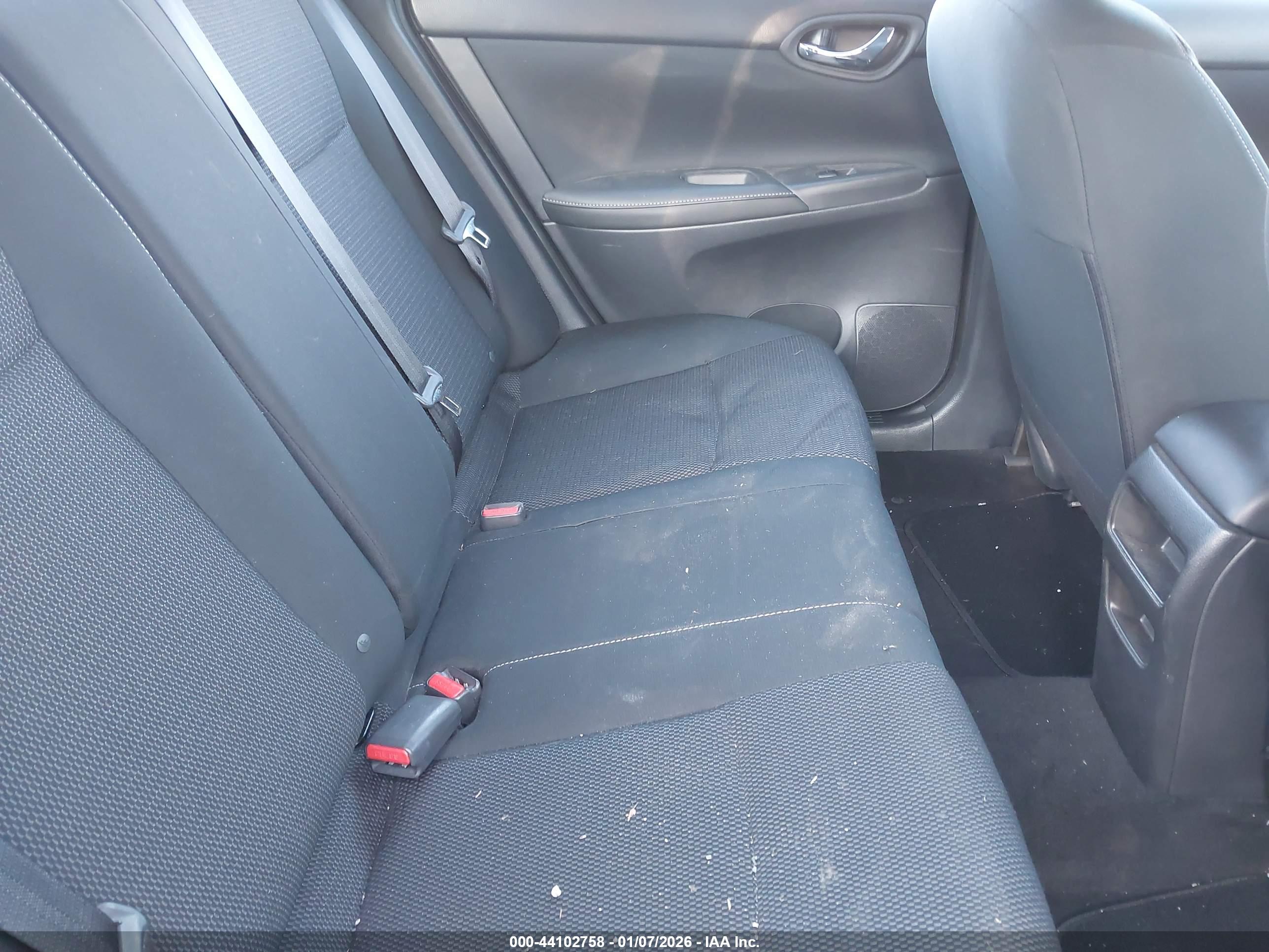 NISSAN SENTRA image 8