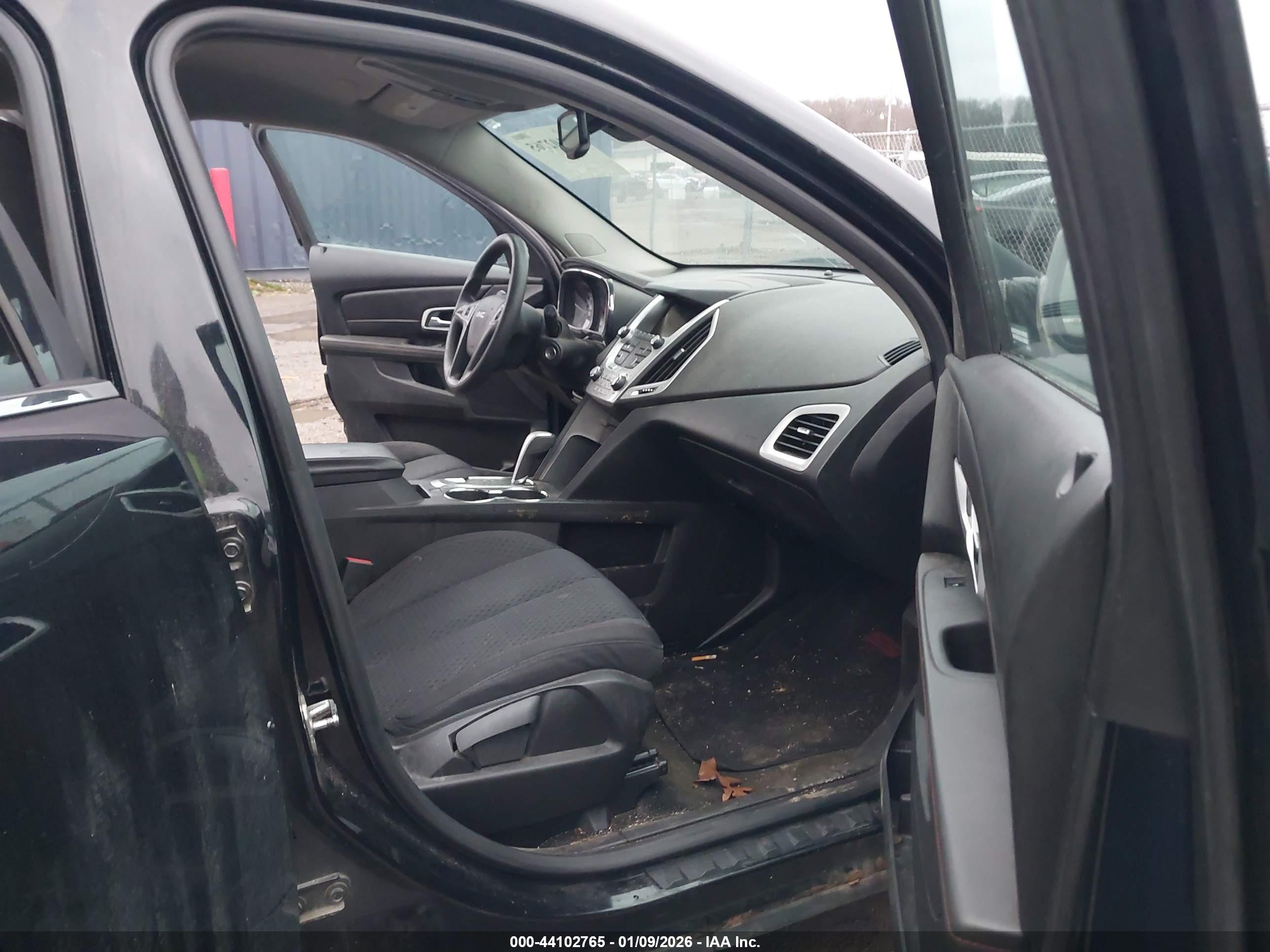 GMC TERRAIN image 5