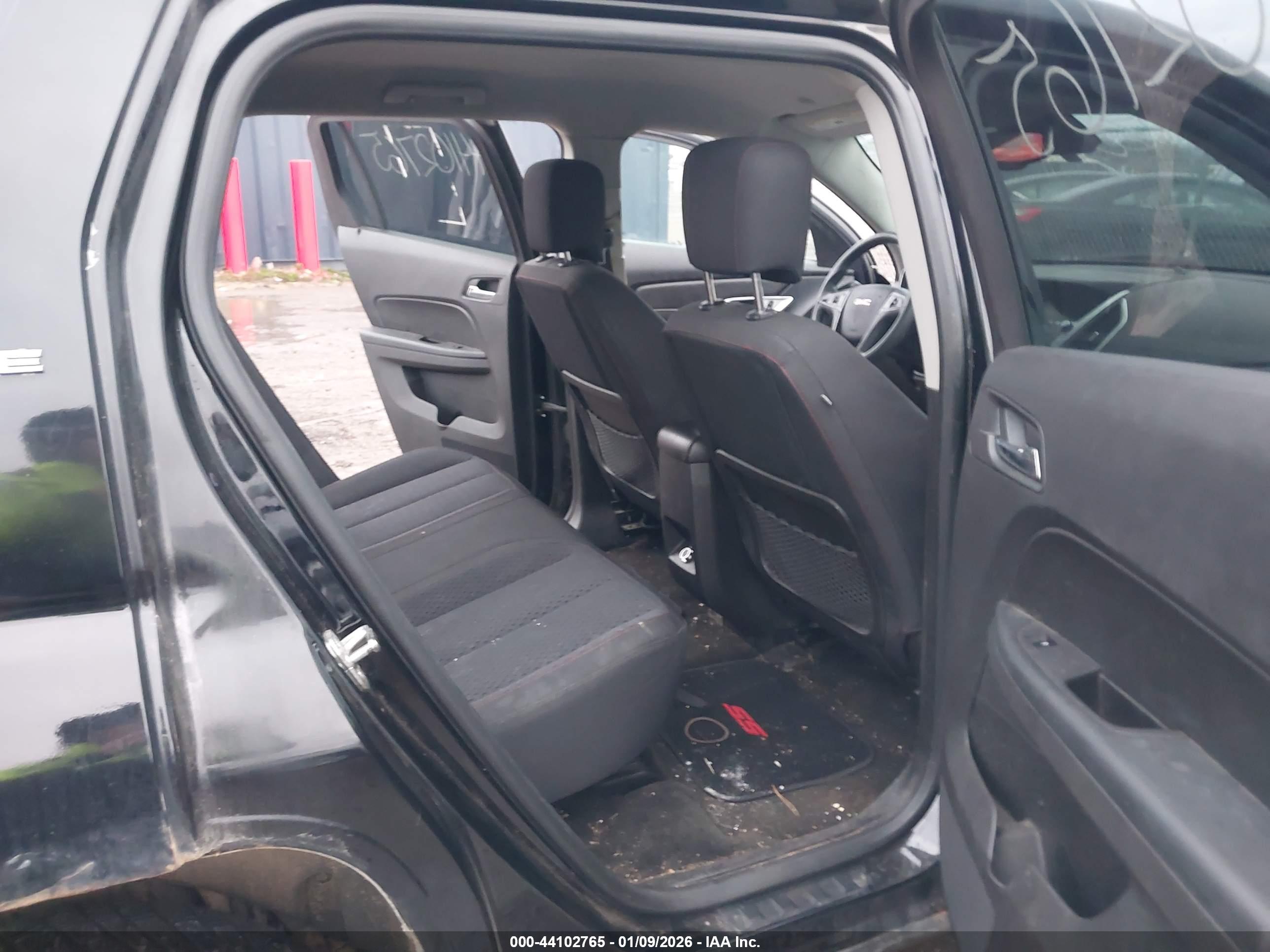 GMC TERRAIN image 8