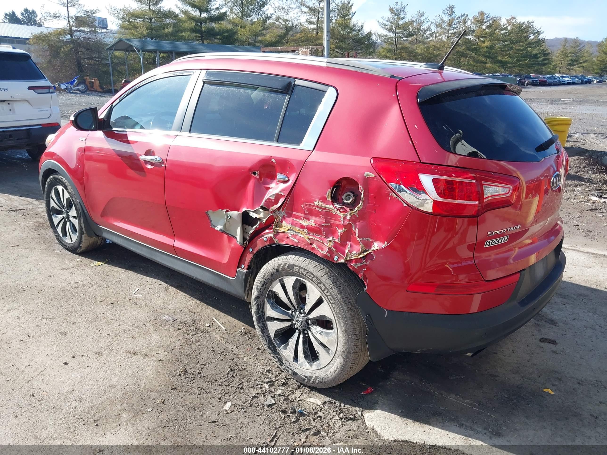 KIA SPORTAGE image 6