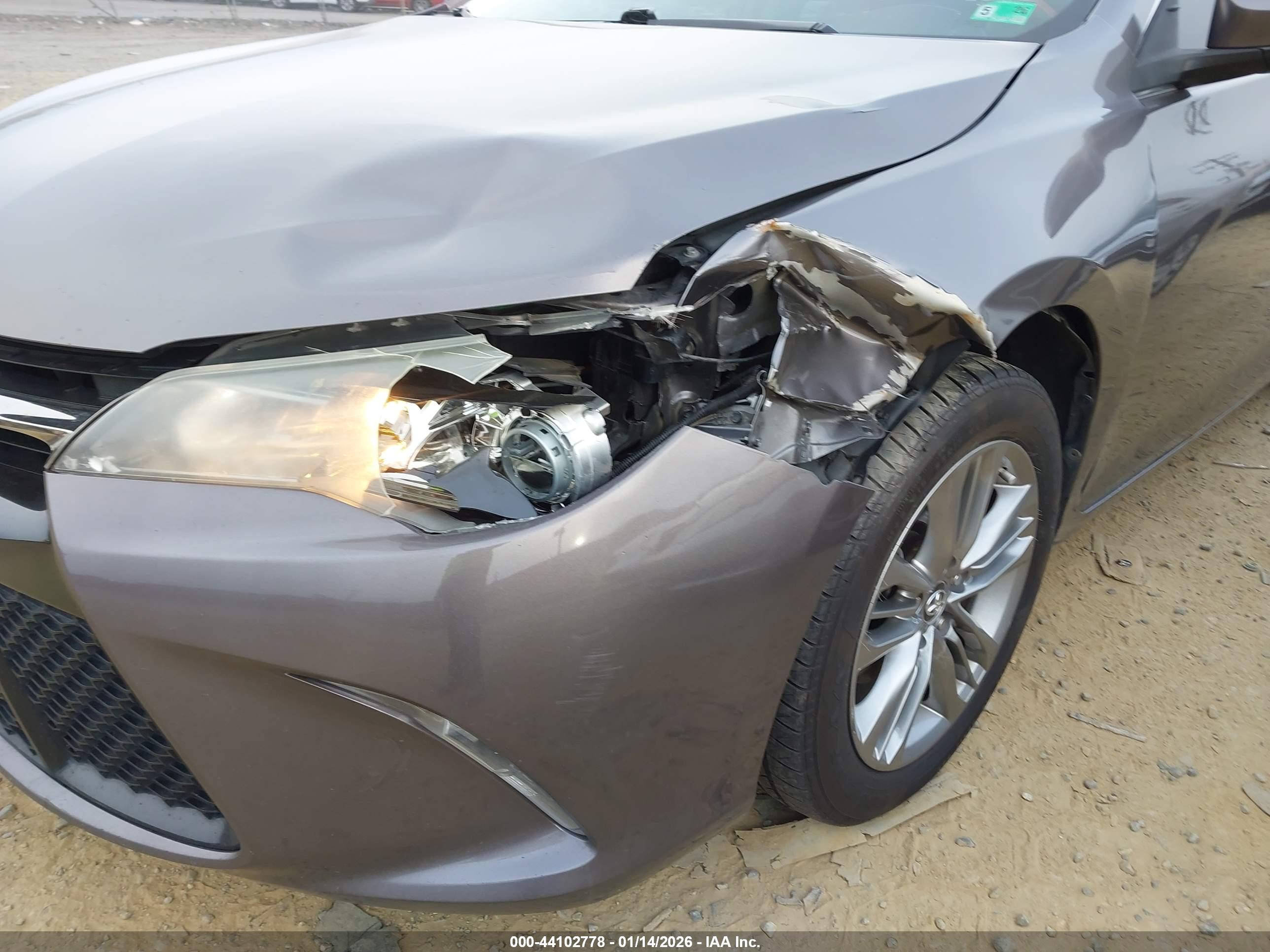 TOYOTA CAMRY image 6