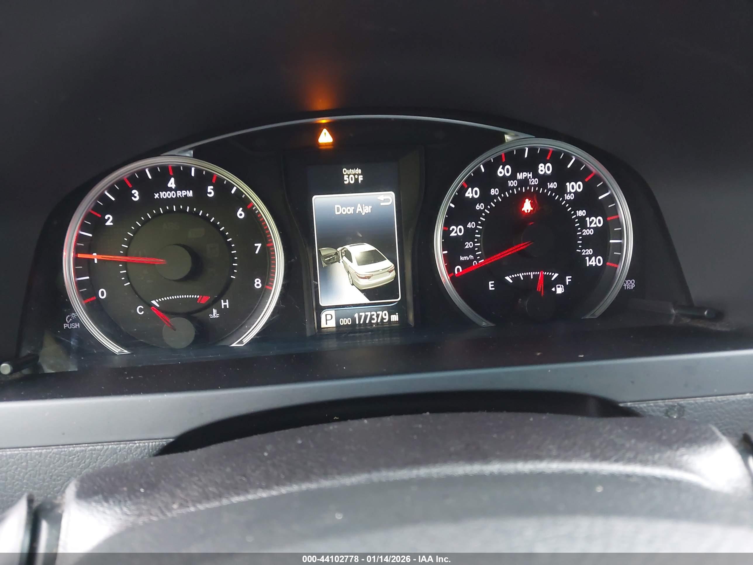 TOYOTA CAMRY image 7